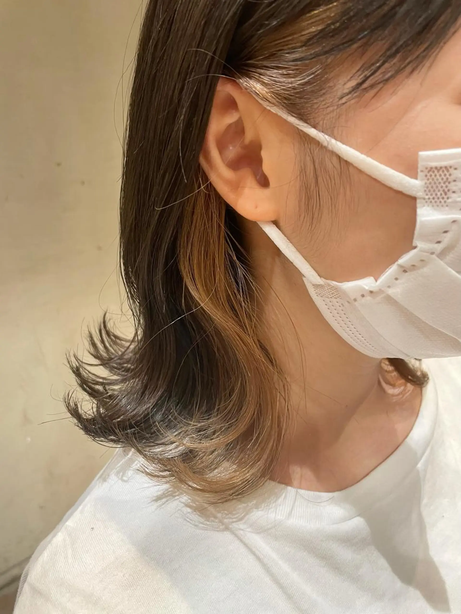 ミディアム 小林 愛花のヘアスタイル