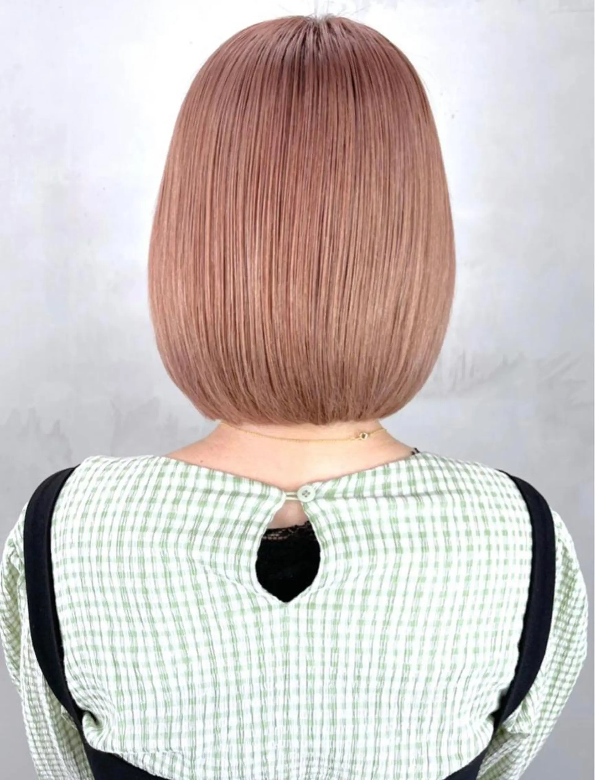 ショート カラー ケアブリーチ 黒瀬有汰のヘアスタイル