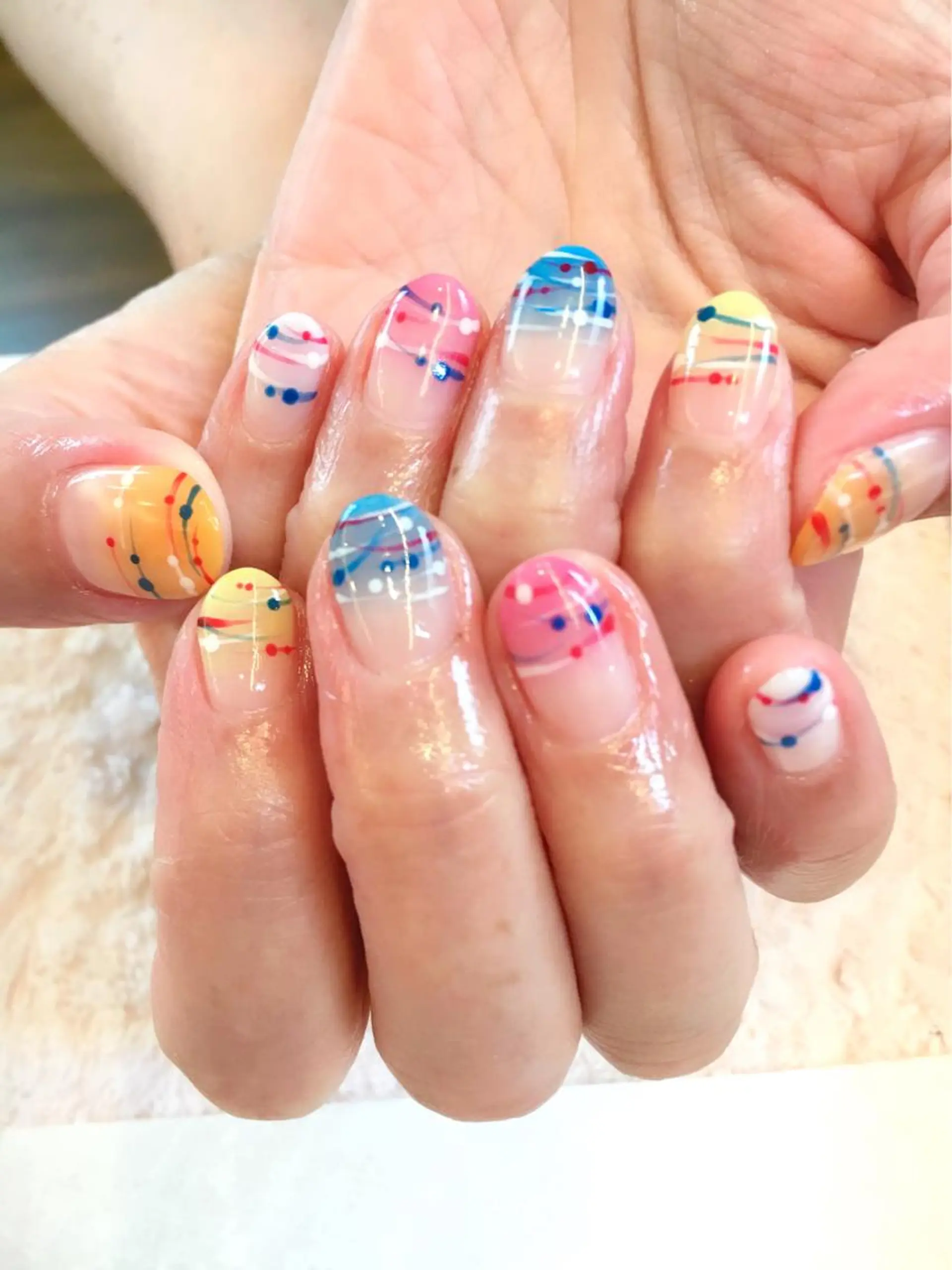 ネイル フットネイル ジェルネイル ミラーネイル パラジェル 春ネイル clover nailのネイルデザイン