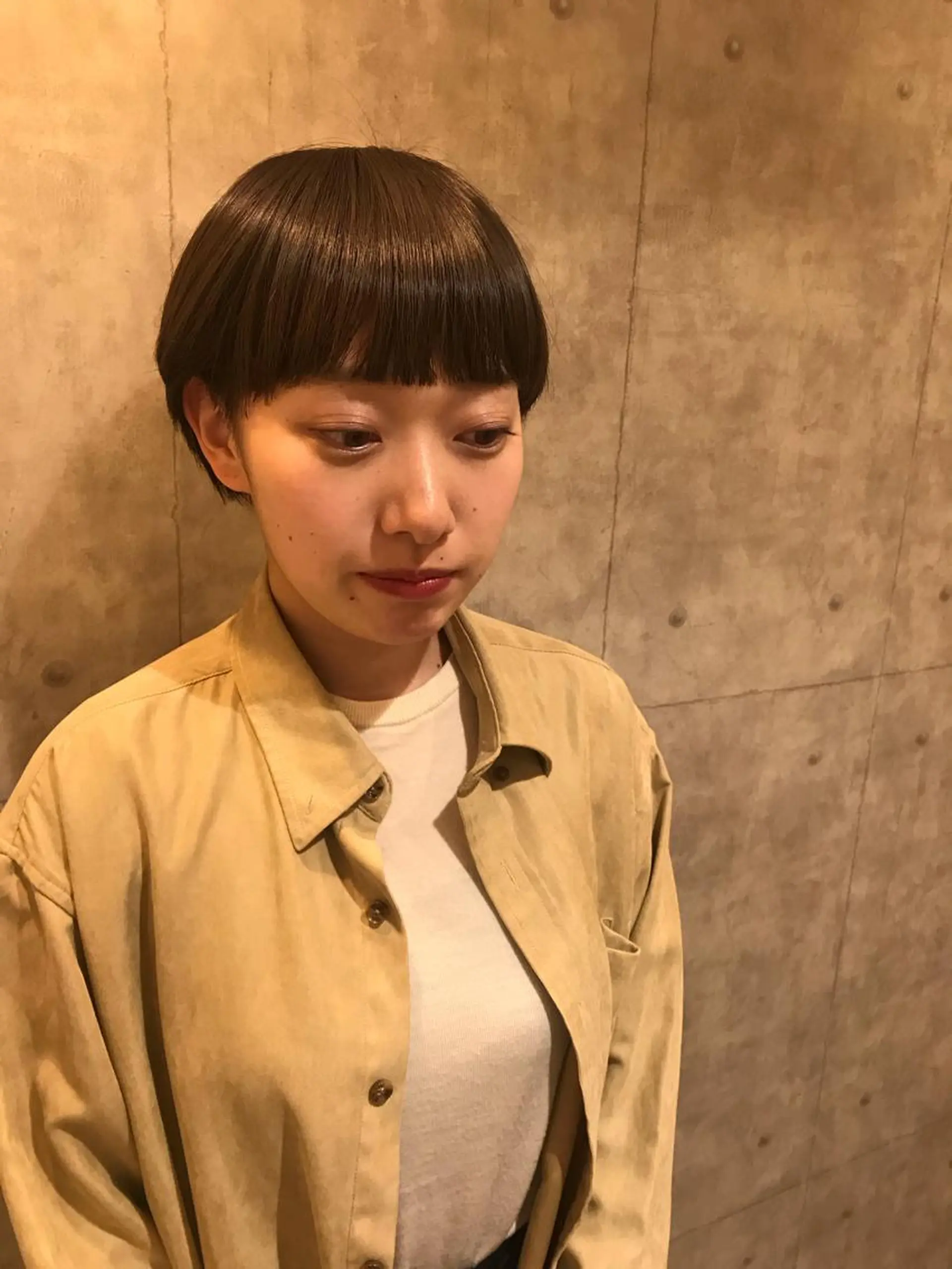 ショート 泉谷 莉可のヘアスタイル