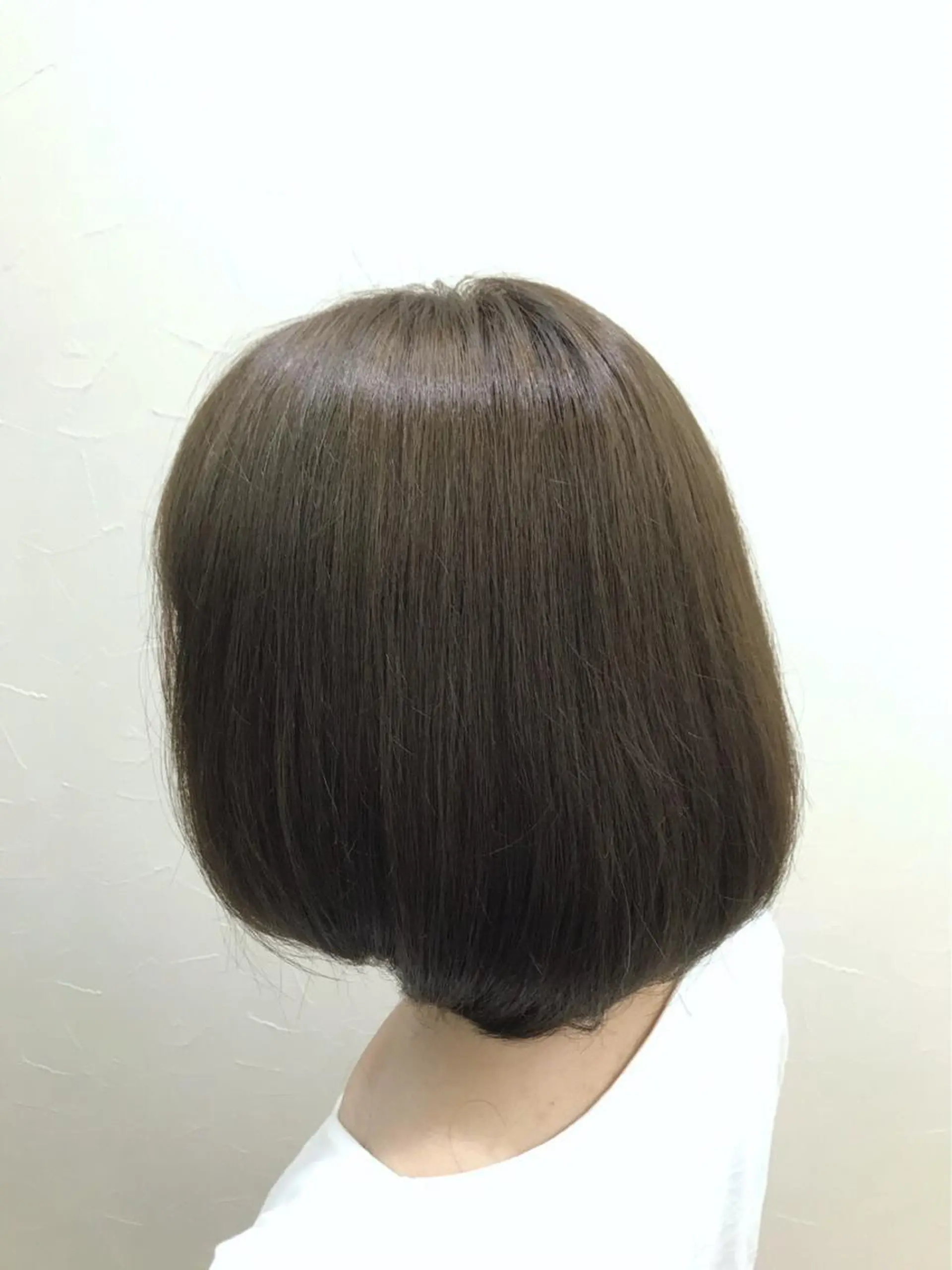 ショート カラー ブリーチ ブリーチなしカラー 加藤 憂のヘアスタイル