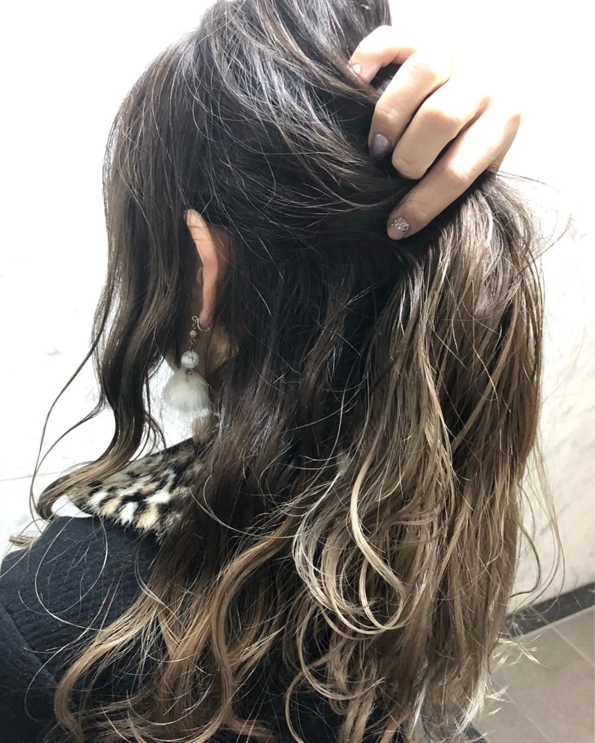 セミロング カラー 髪質改善 中川 翔のヘアスタイル