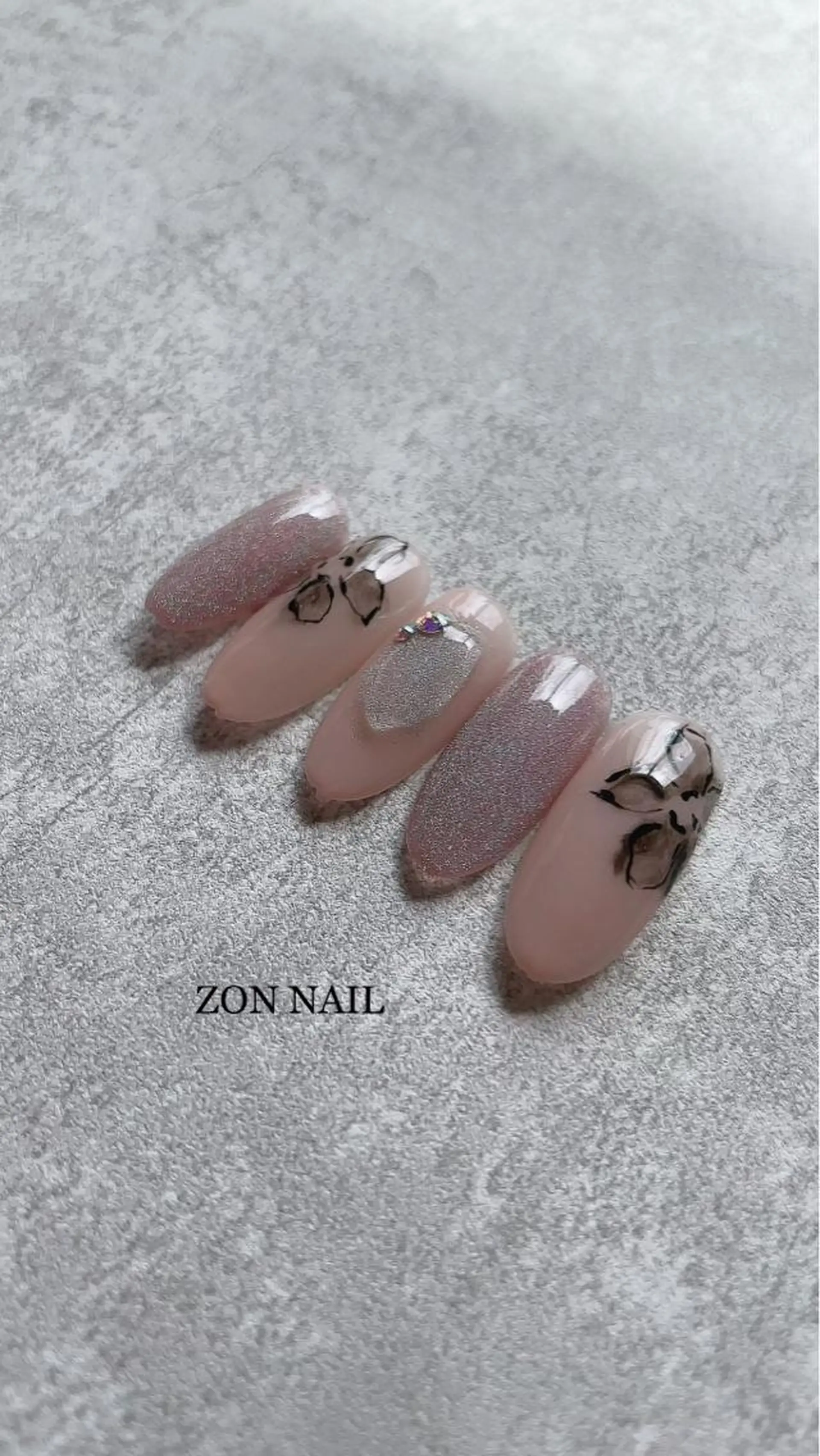 ネイル ZON NAIL 鹿嶋のネイルデザイン
