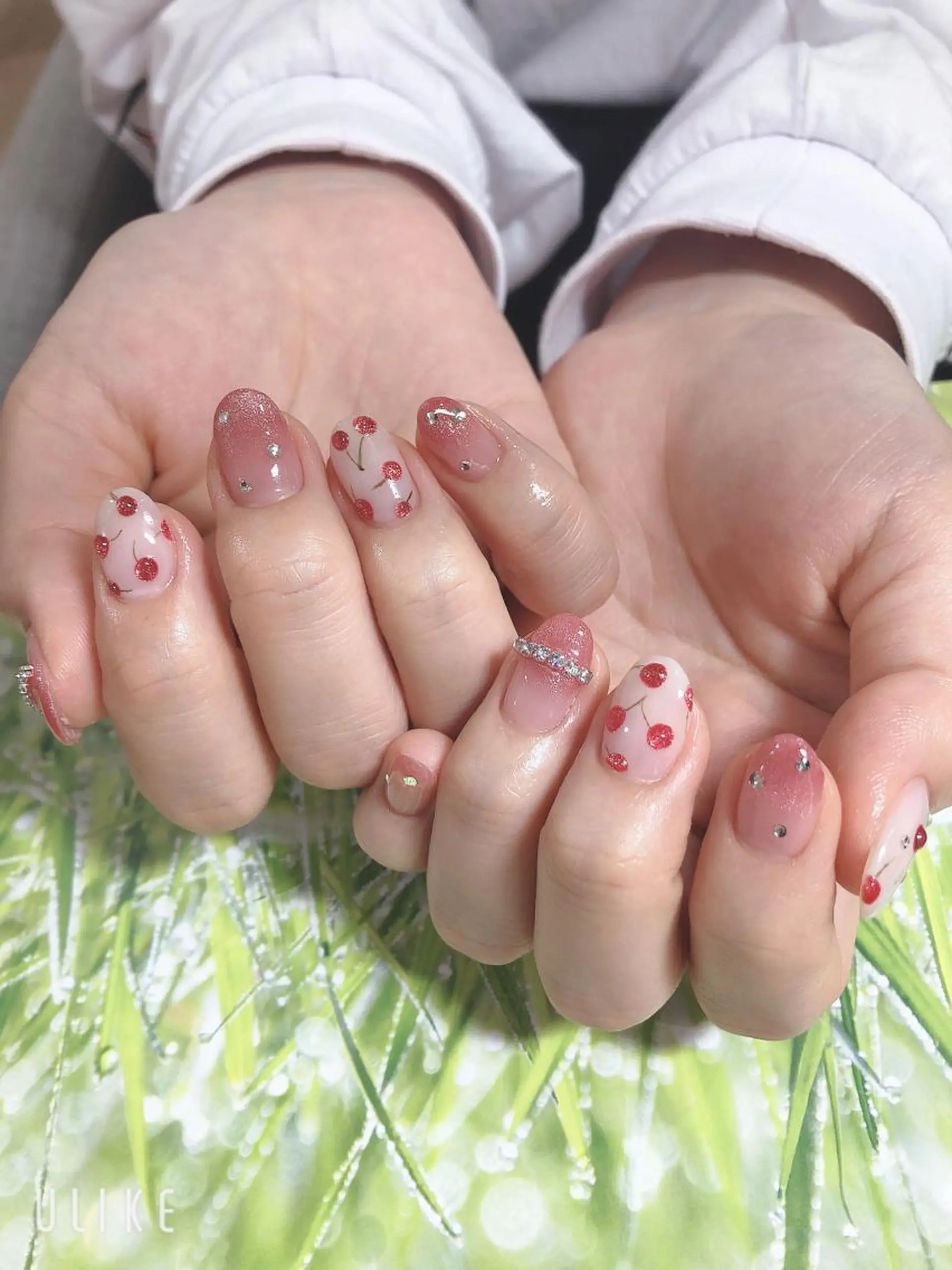 ネイル ハンドネイル 吉野✨ ネイルデザイナー✨のネイルデザイン
