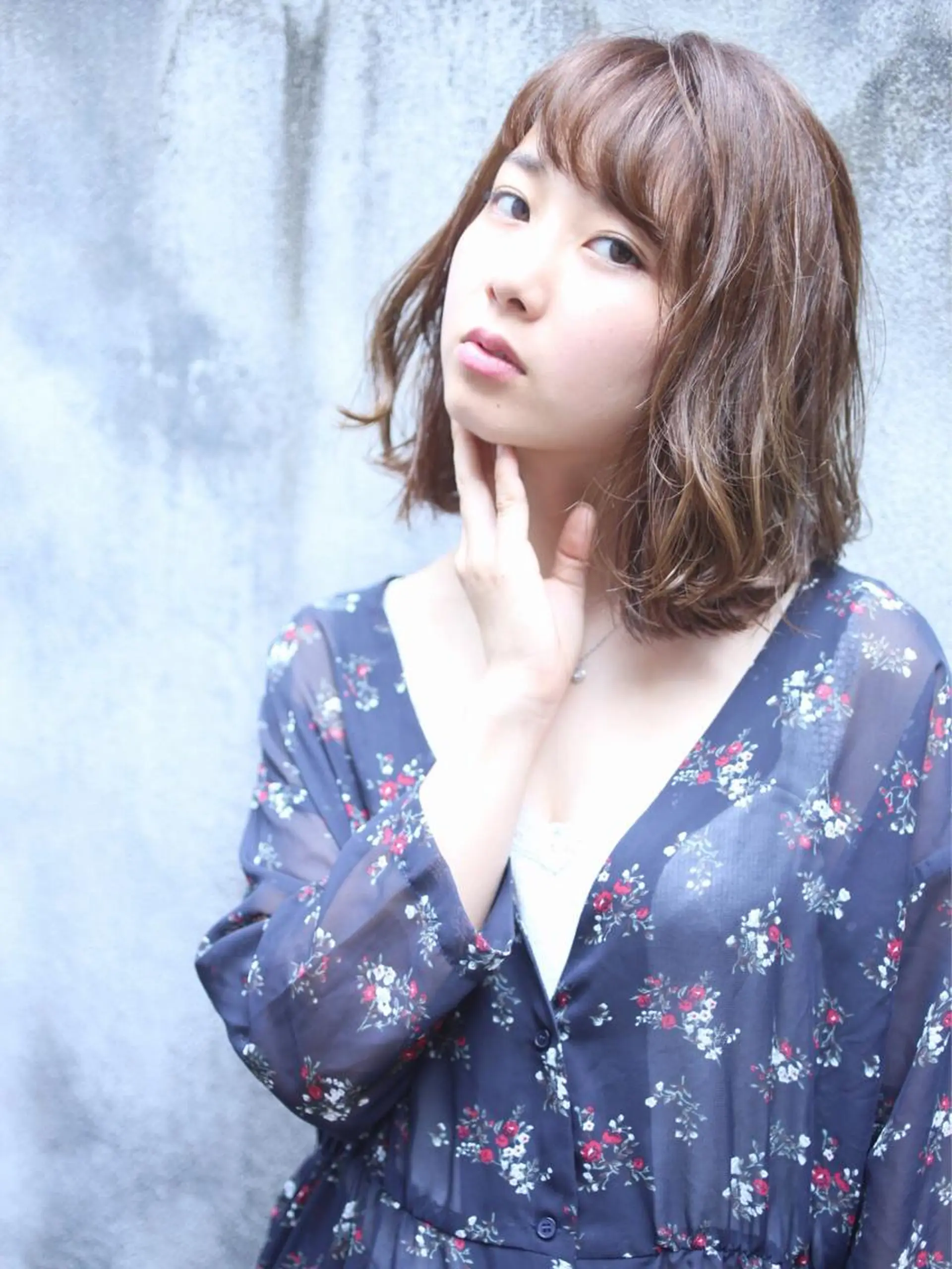 ショート カラー ベージュカラー イルミナカラー vato バトのヘアスタイル