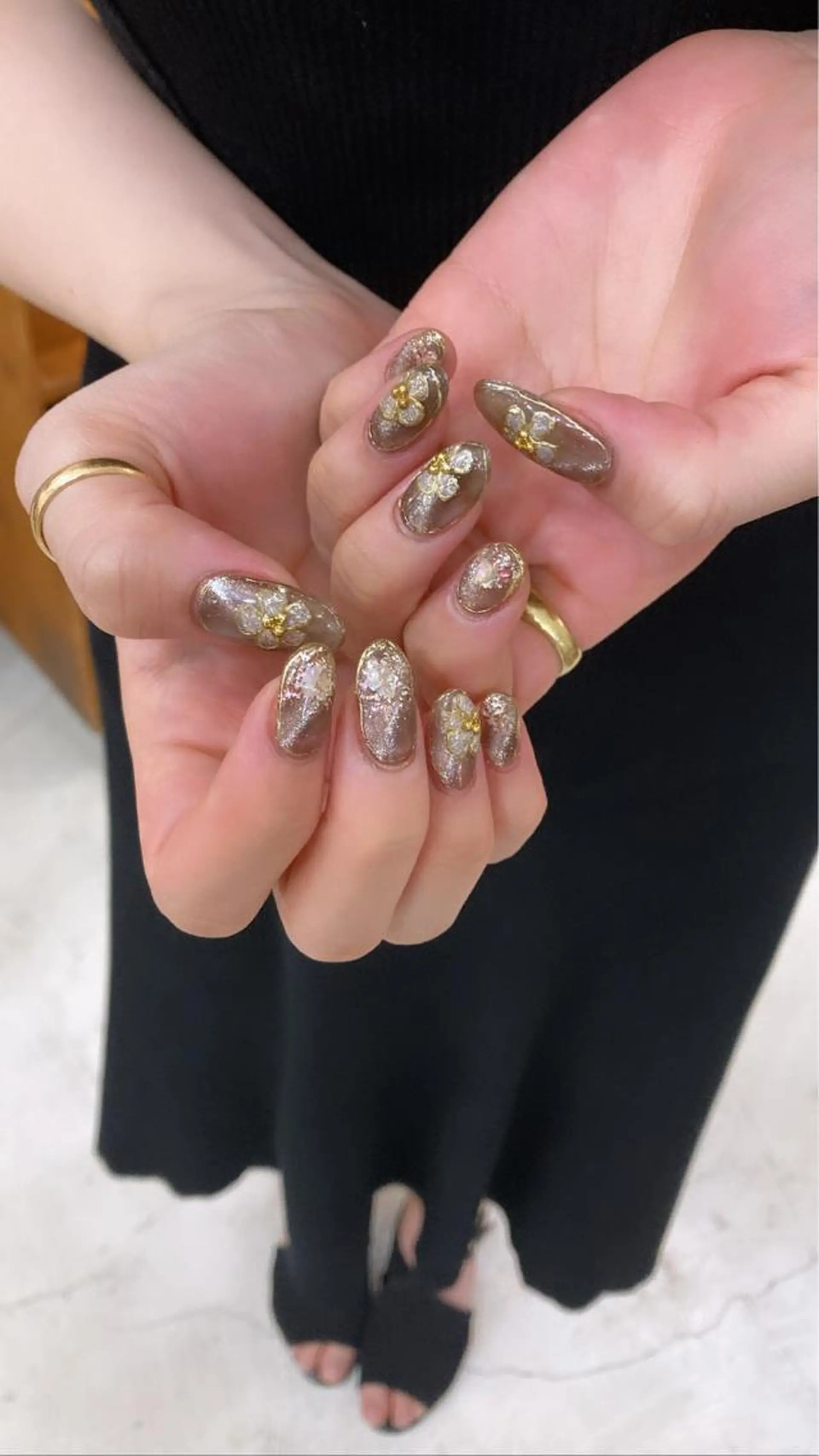 ネイル nailsalon　hue所属・小山 羽奈のネイルデザイン