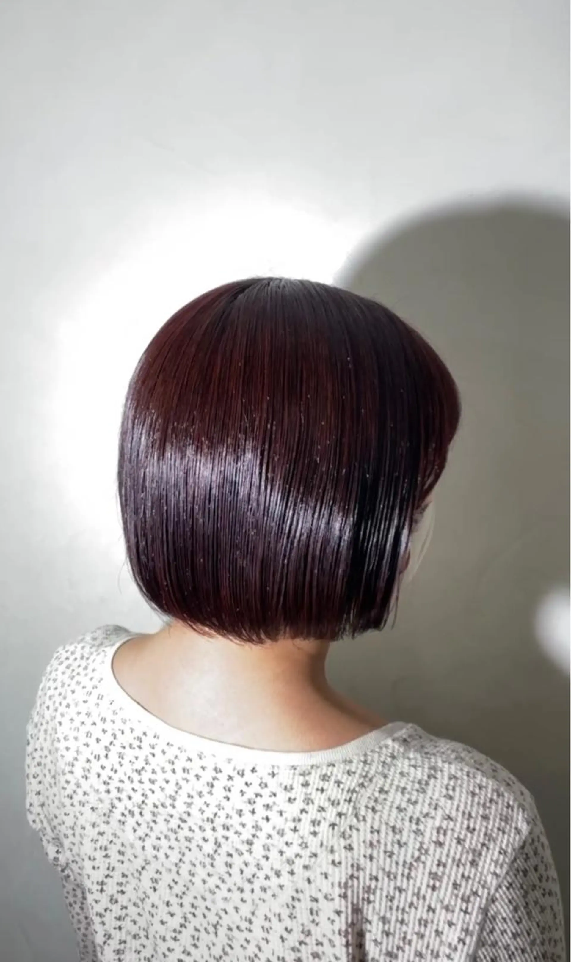 ショート カラー ブリーチ ブラウンカラー ブリーチなしカラー ピンクカラー ピンクブラウン 宍戸 秀斗のヘアスタイル