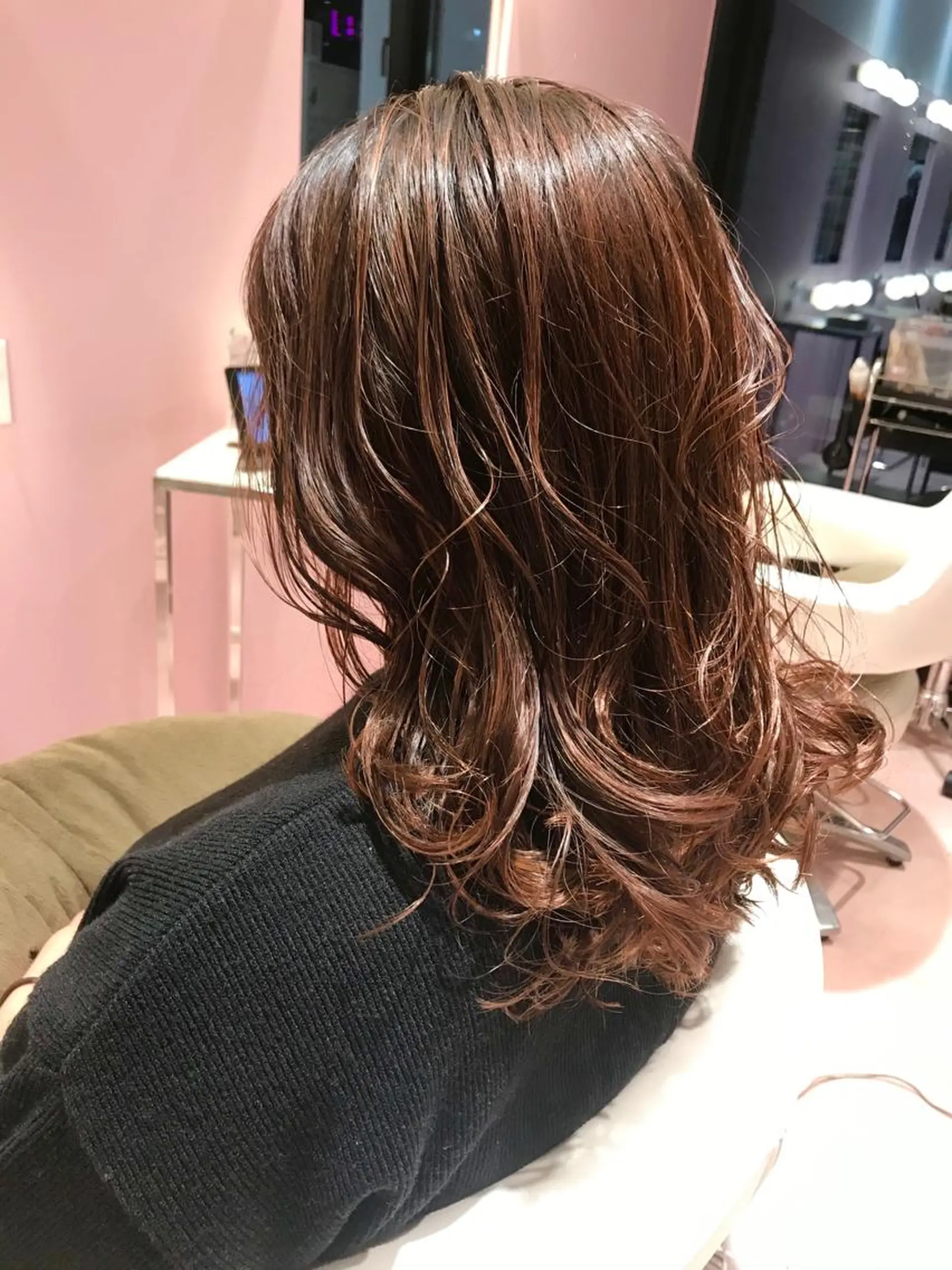 セミロング 所渉/韓国レイヤー /ウルフカットのヘアスタイル