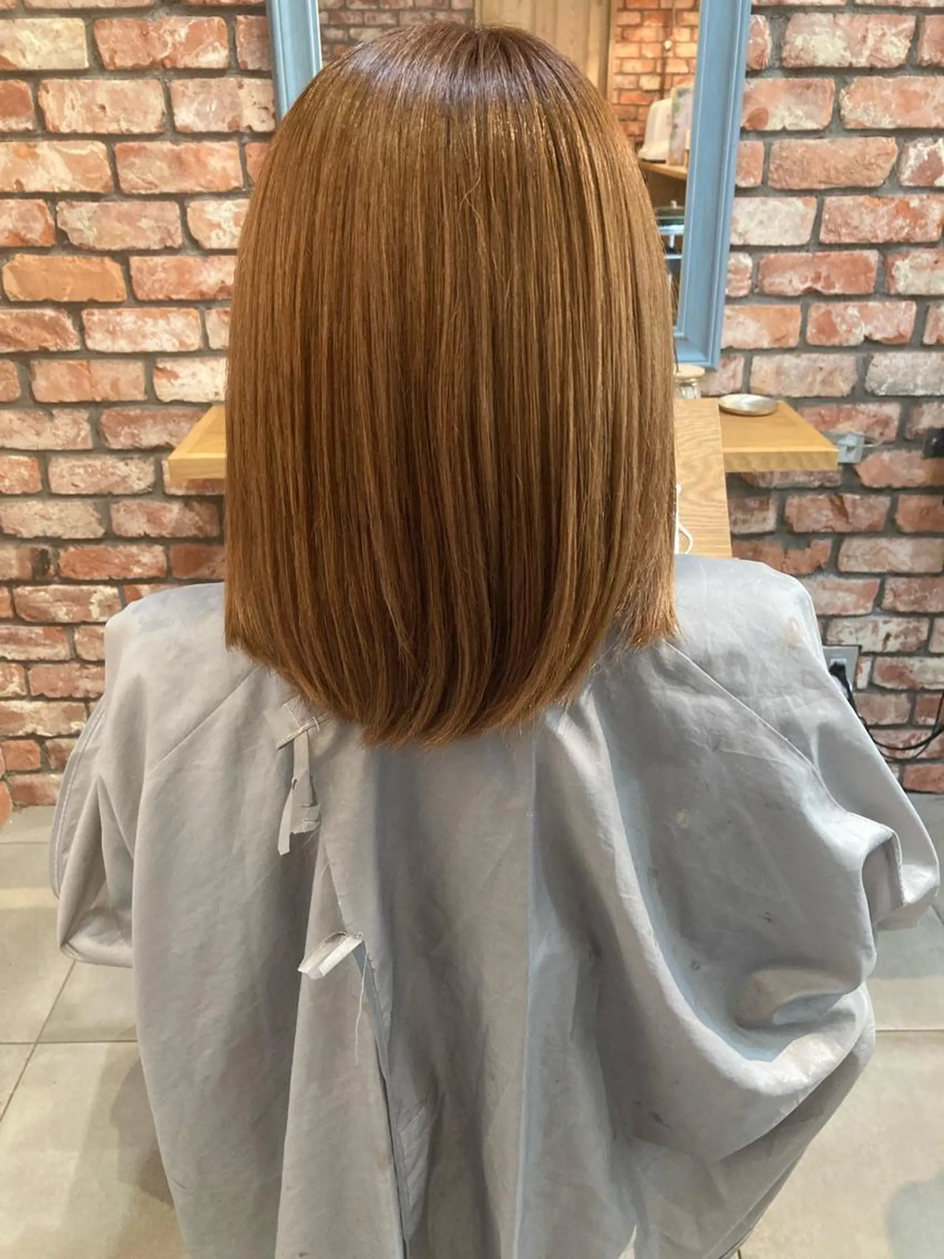 ミディアム オレンジブラウン 菅 未祐のヘアスタイル