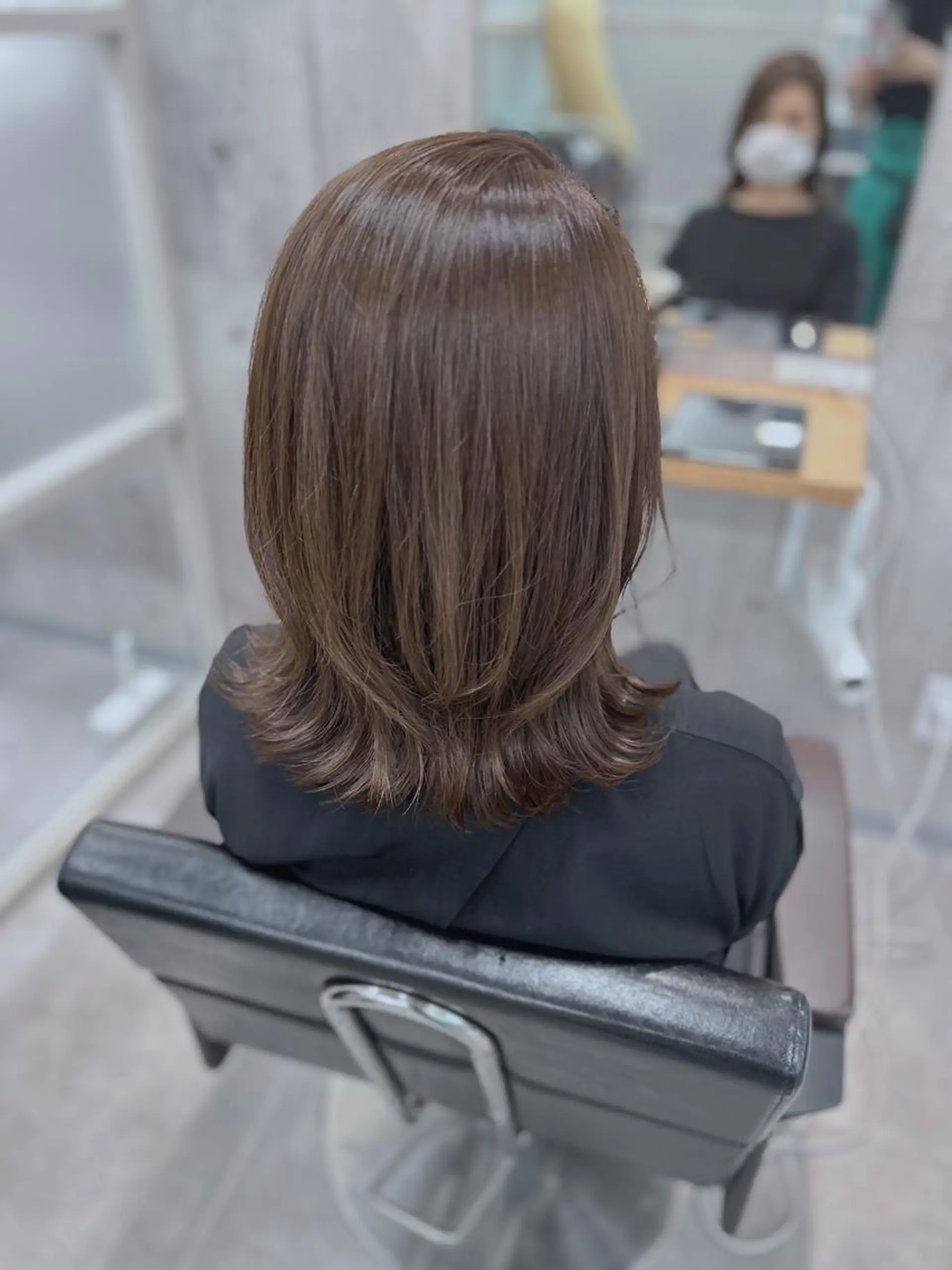 ミディアム カラー ベージュカラー 透明感カラー ラベンダーカラー ラベンダーベージュ 佐原なつみ ／newi赤羽のヘアスタイル