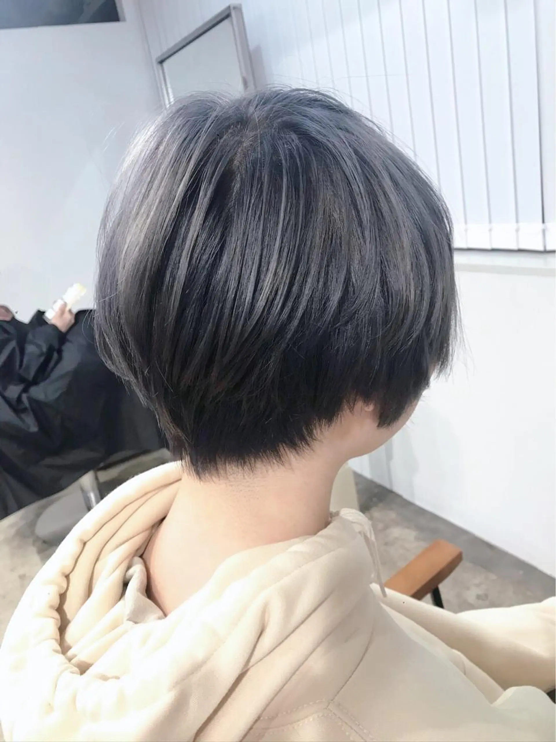 ショート カラー ブリーチ MEN'S特化🌈 KATOのヘアスタイル