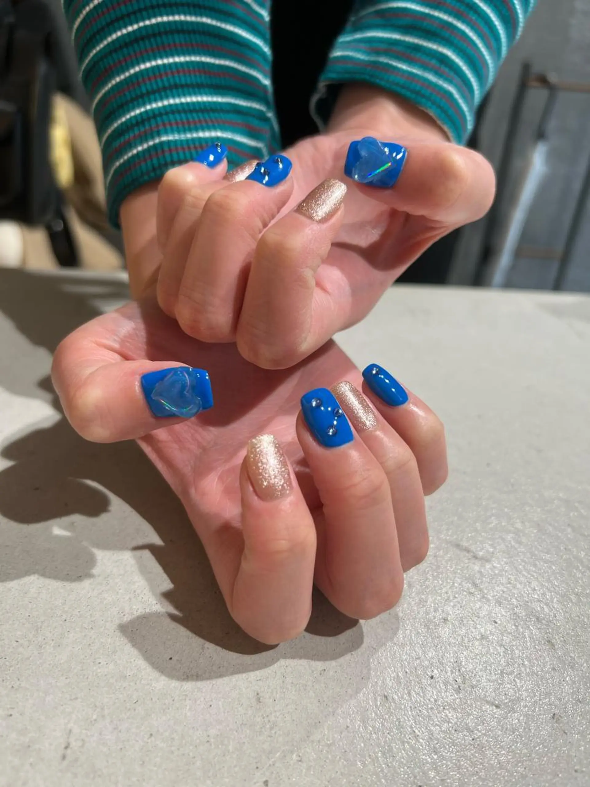 ネイル ハンドネイル zir  nail 🕊️💗RIOのネイルデザイン