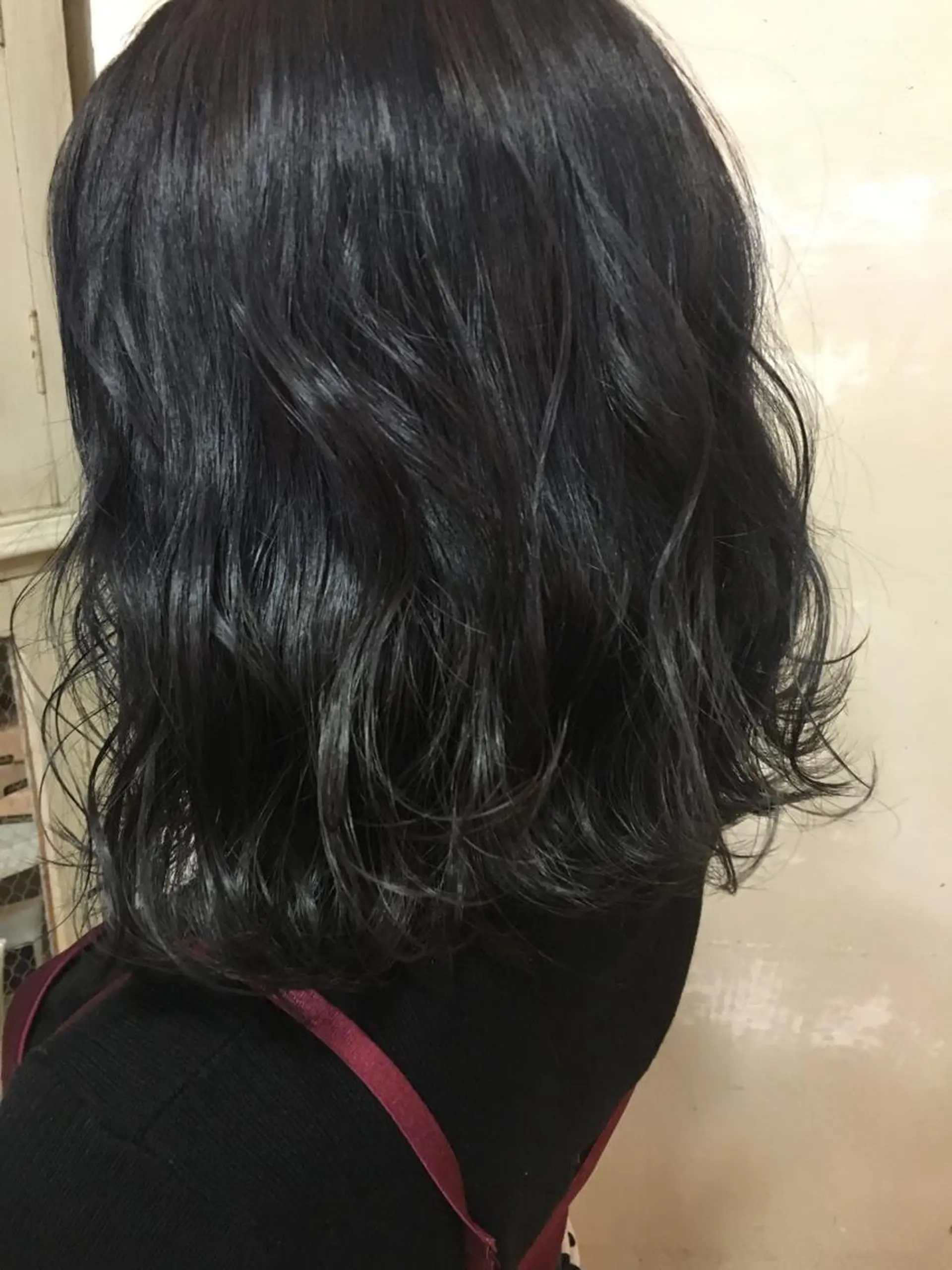 ショート カラー ネイビーカラー 井上 日菜乃のヘアスタイル