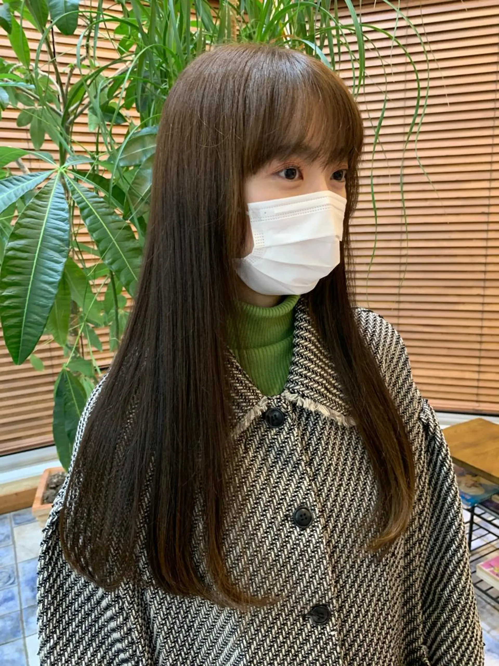 ロング カラー カワサキ マホのヘアスタイル