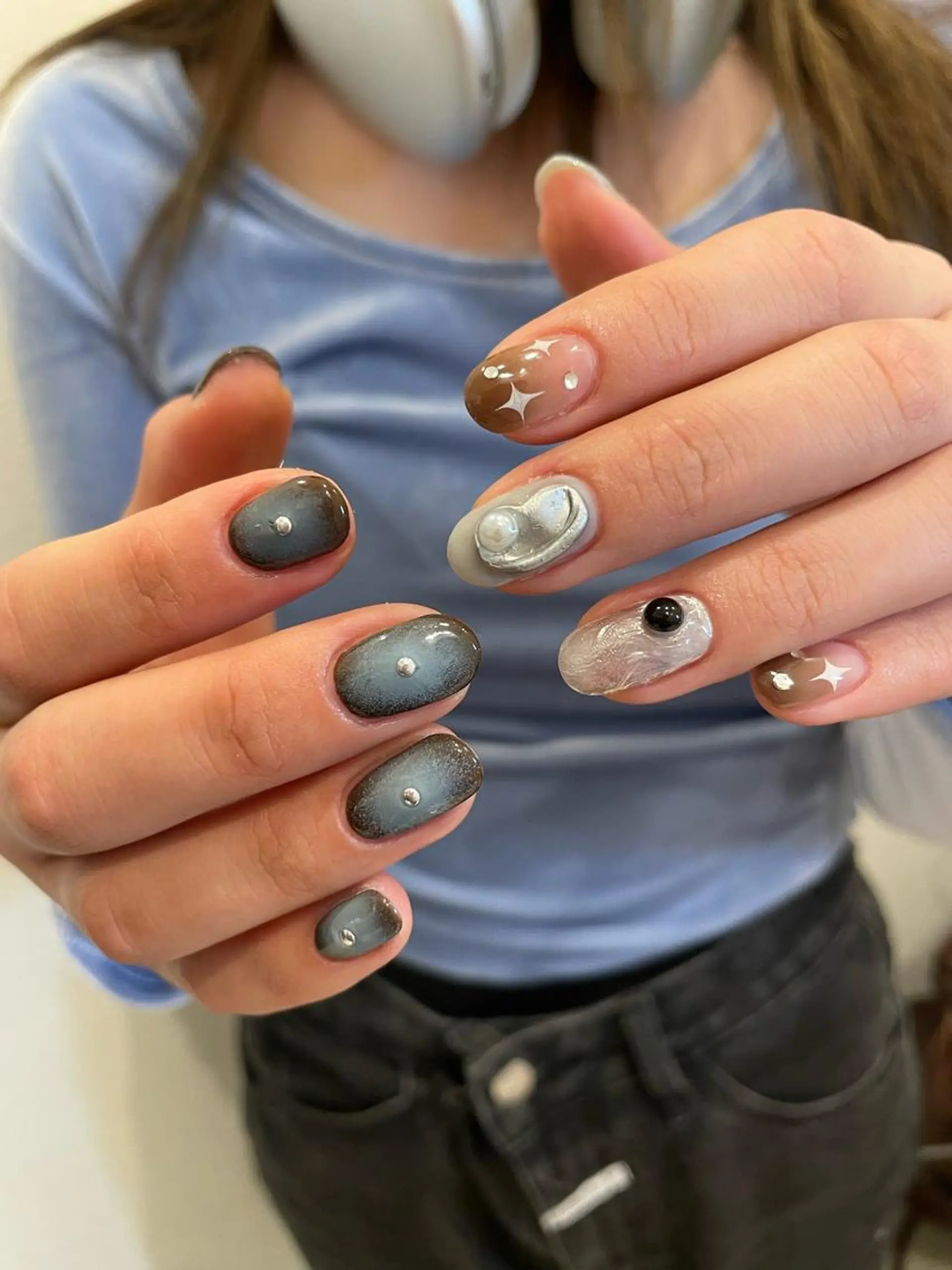 ネイル ハンドネイル AOI✩⡱ y2kネイルのネイルデザイン