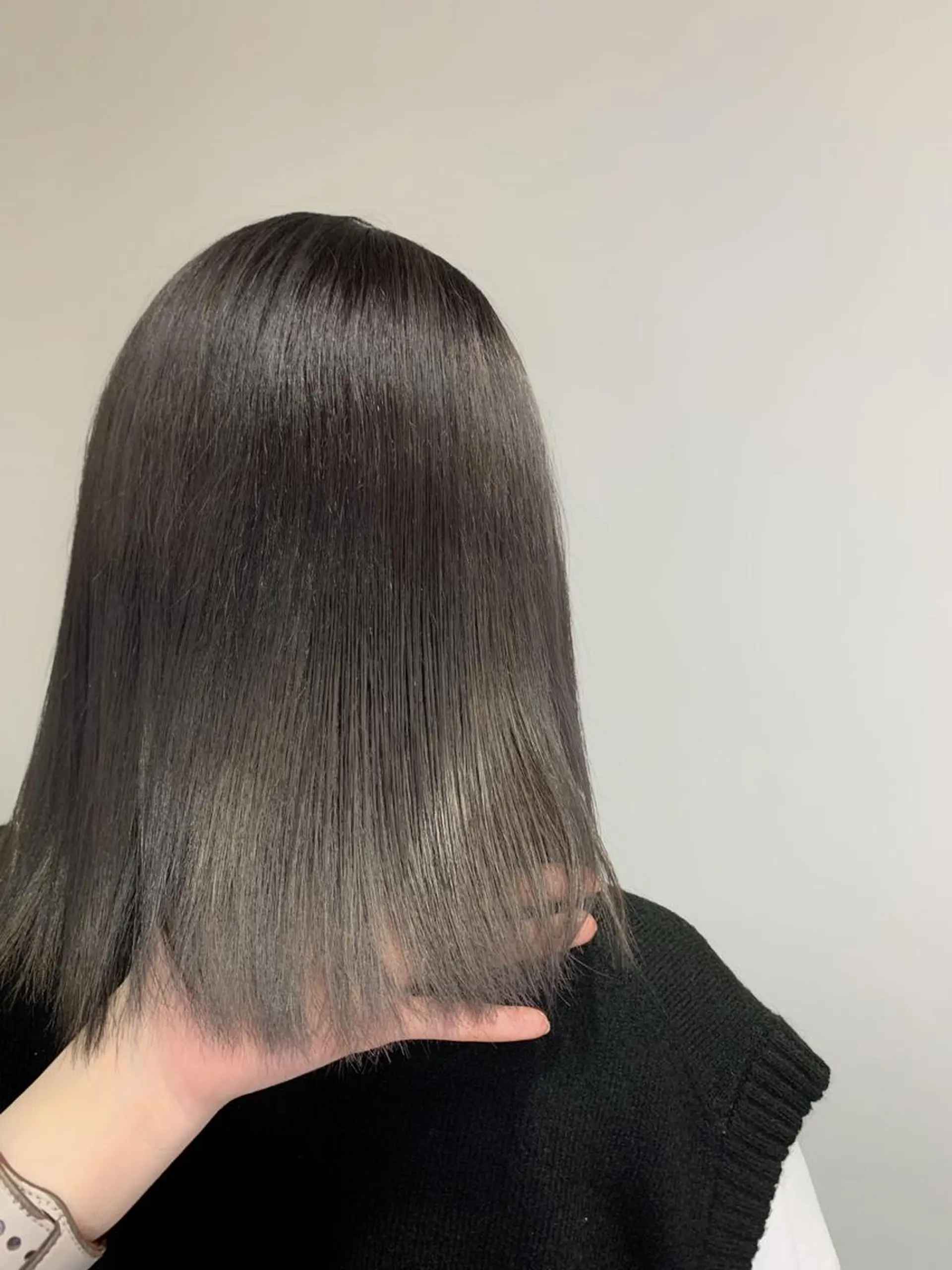 セミロング カラー 近藤千翔🩵 髪質改善Periodのエステ・リラクイメージ