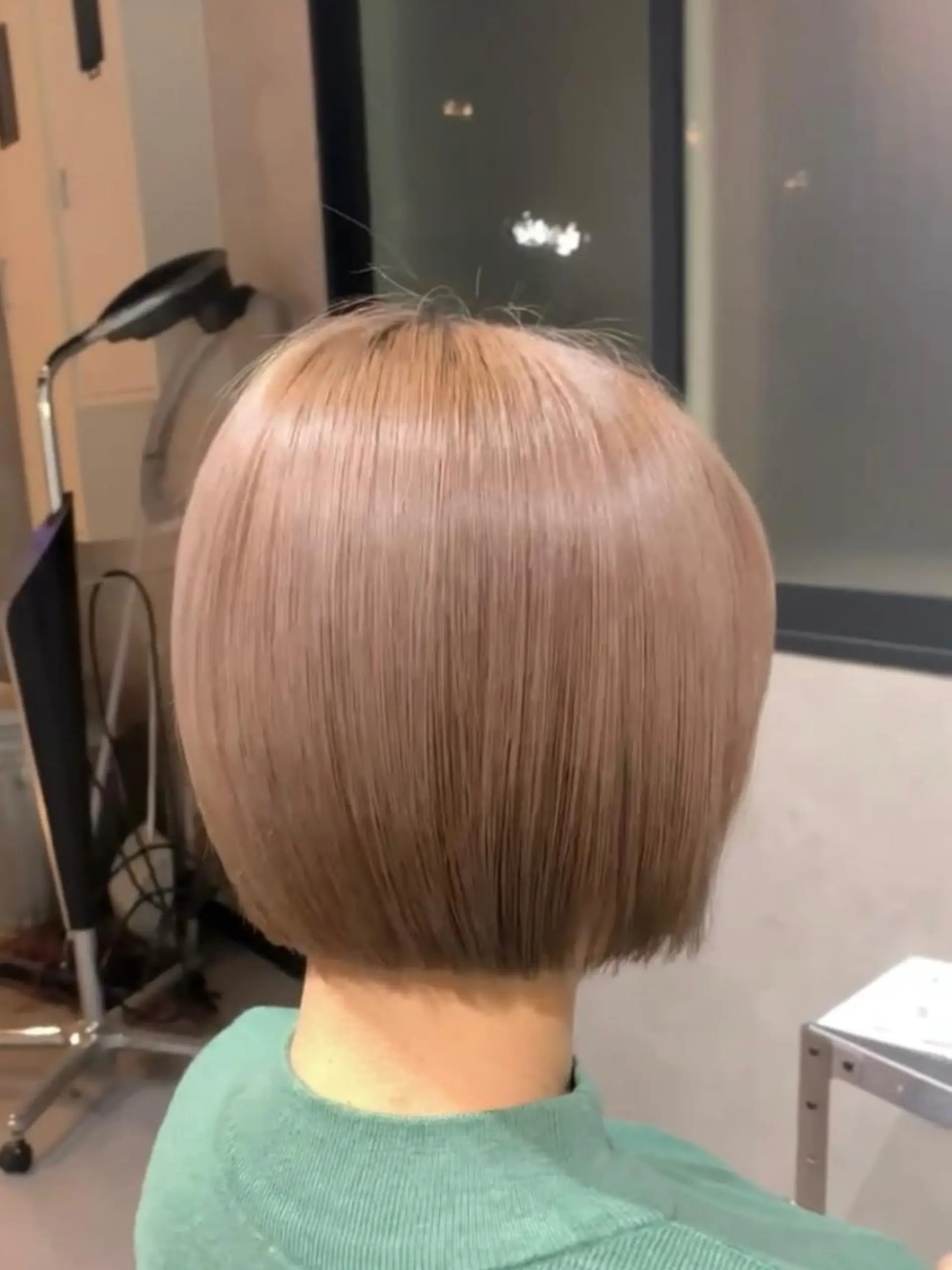 ショート カラー ベージュカラー ピンクカラー ピンクベージュ ボブ カット ヘアカラー トリートメント B E C H I C O〔べち子〕のヘアスタイル