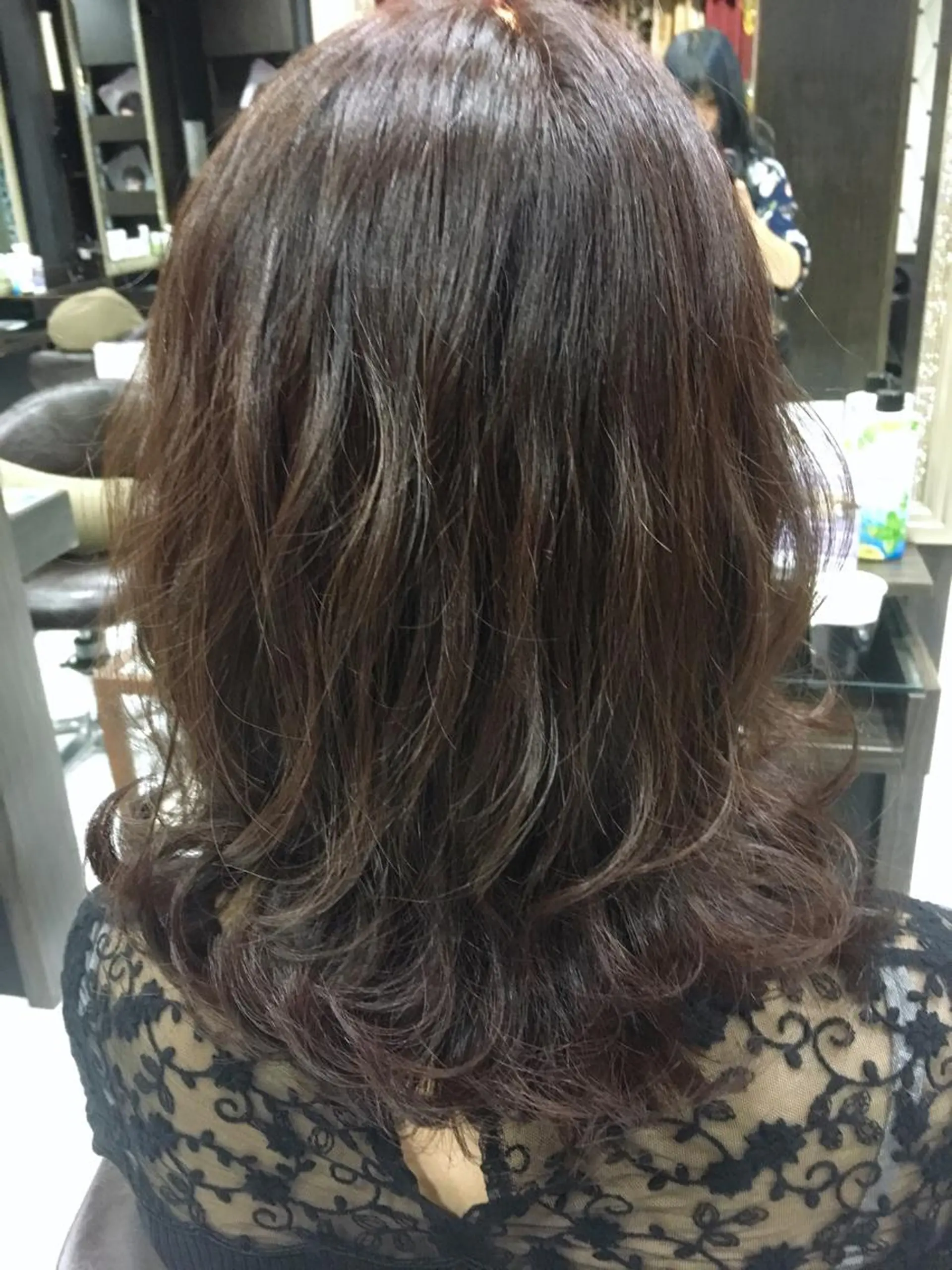 セミロング カラー someya 🥀のヘアスタイル