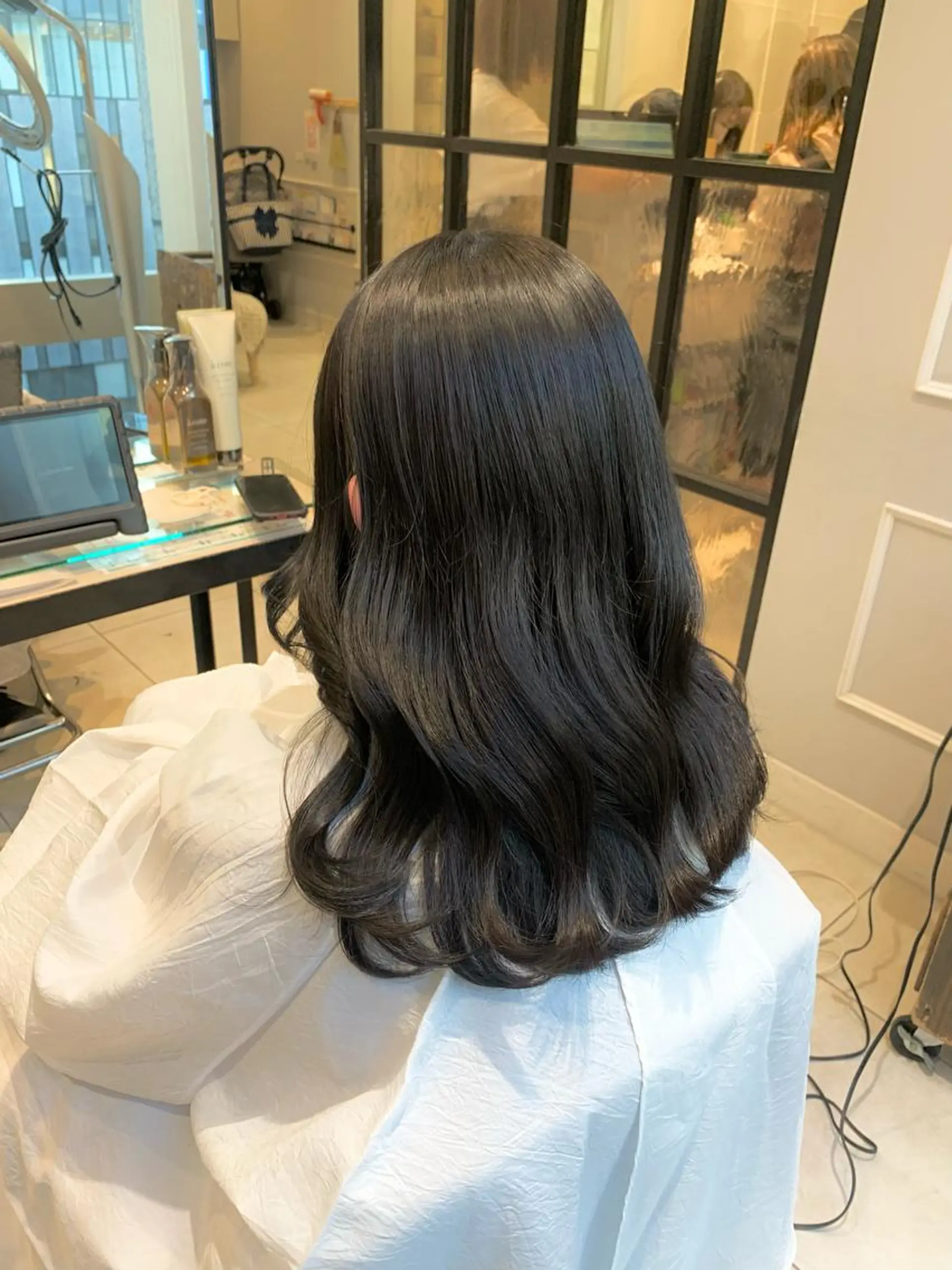 ミディアム ヘアカラー トリートメント 髪質改善/縮毛矯正 🎀小林 唯 🎀のヘアスタイル