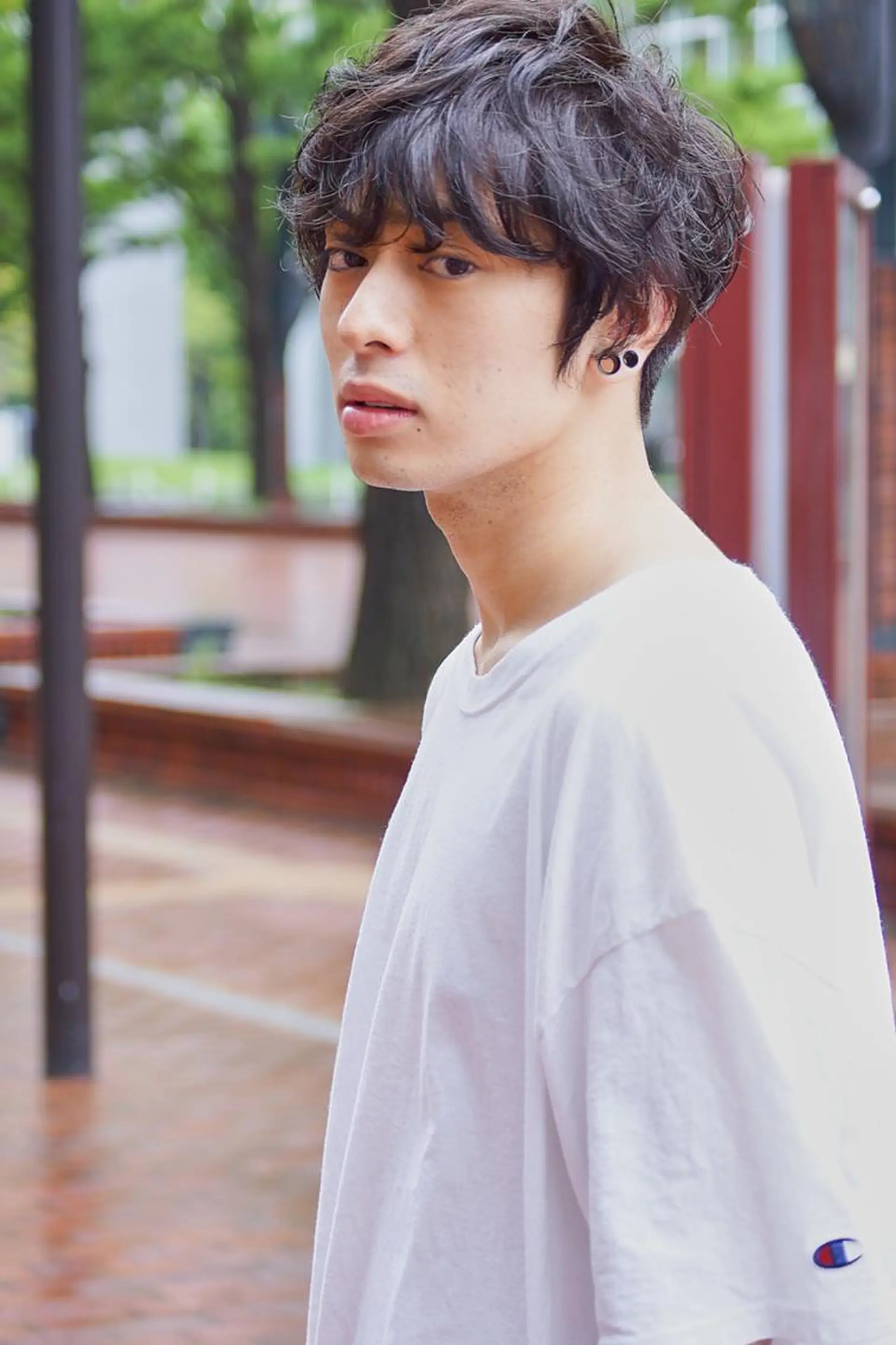 メンズ カラー オールバック アップバング センターパート コンマヘア モヒカン カット newibelsia 名駅のヘアスタイル