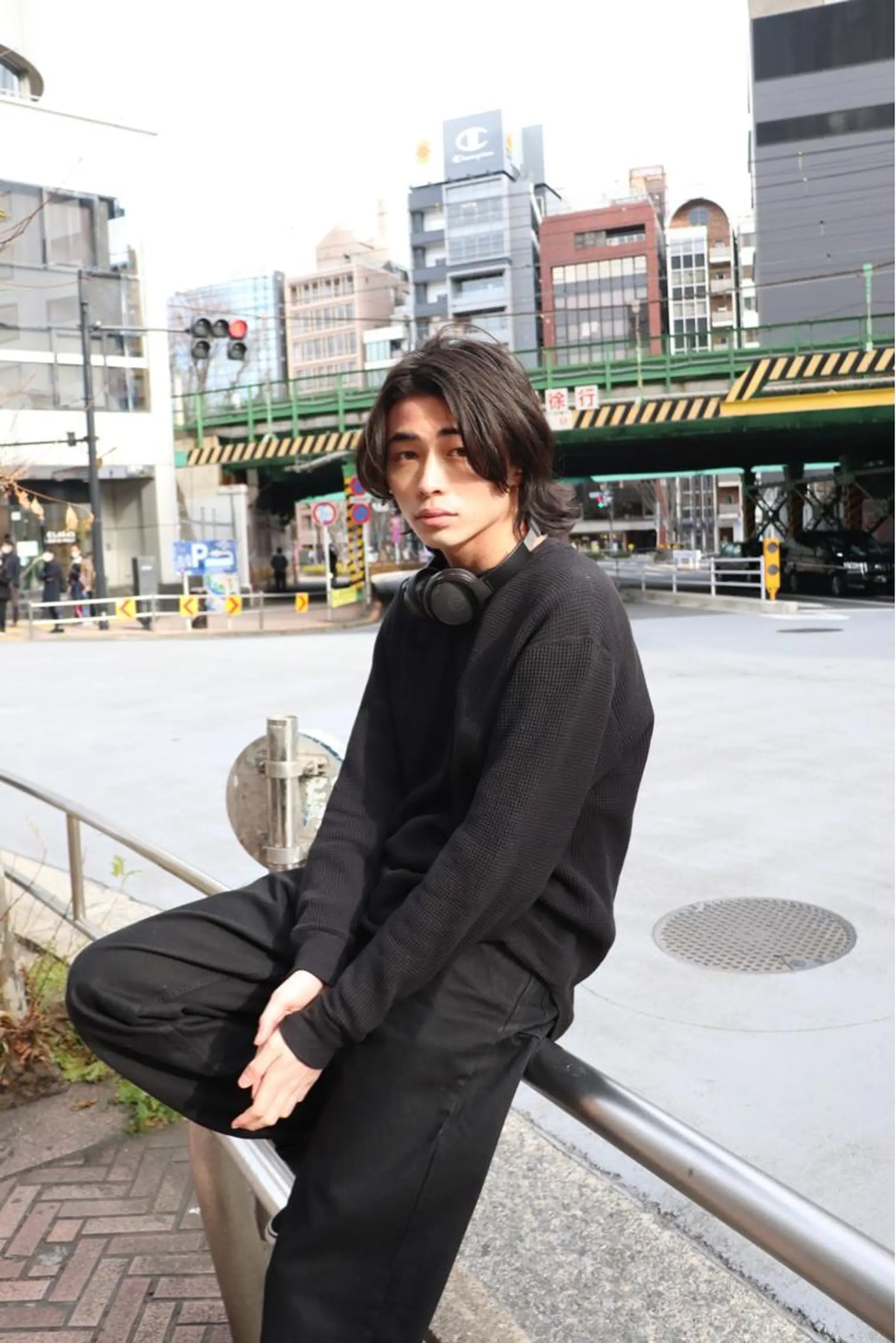 ショート パーマ ヘアアレンジ メンズ メンズバレイヤージュ メンズブリーチ センターパート フェードカット メンズハイライト ハイトーン/レイヤー 🌸さくらのヘアスタイル