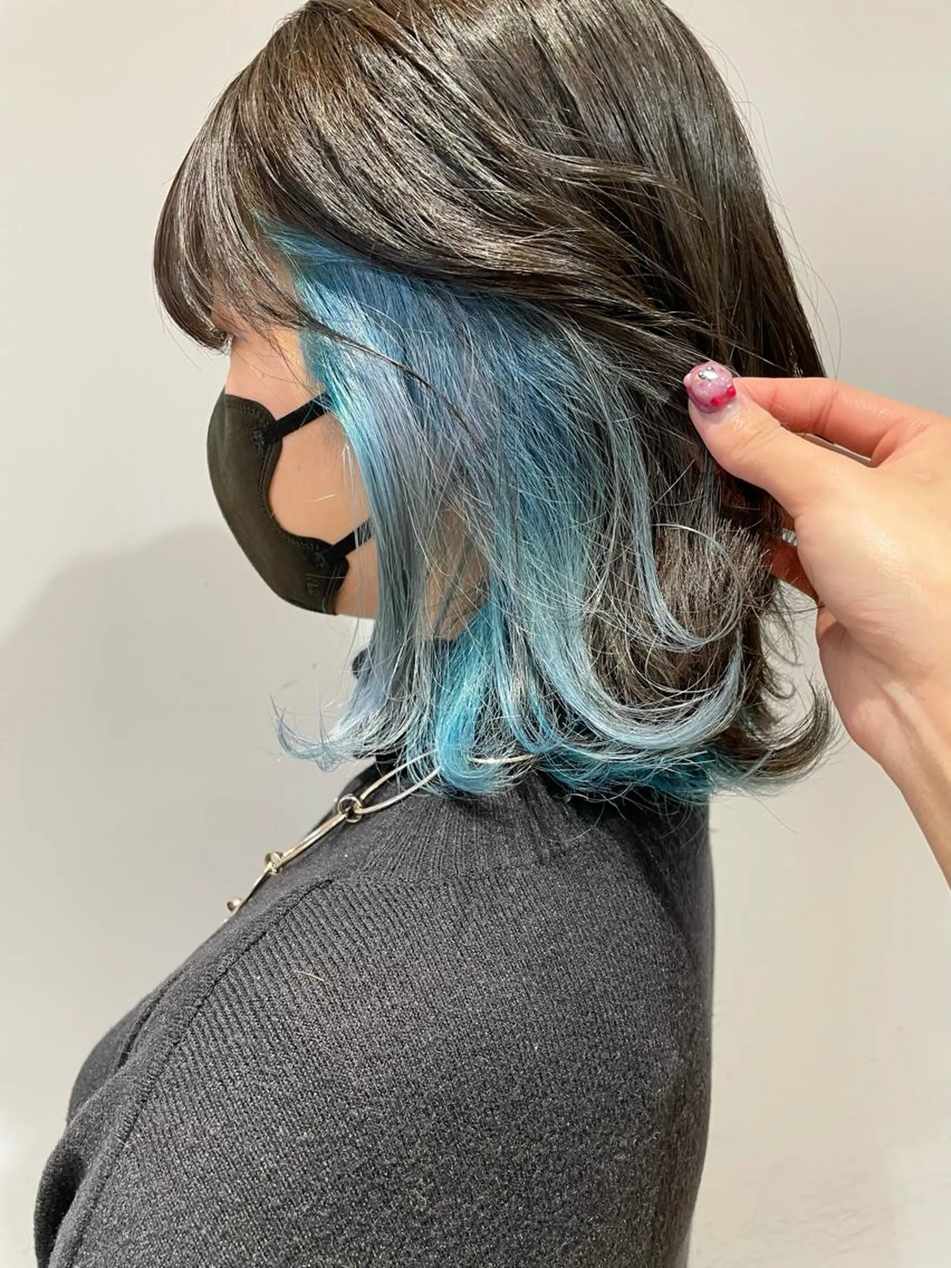 セミロング カラー 🌈🌸あおき みちる🌟💗のヘアスタイル