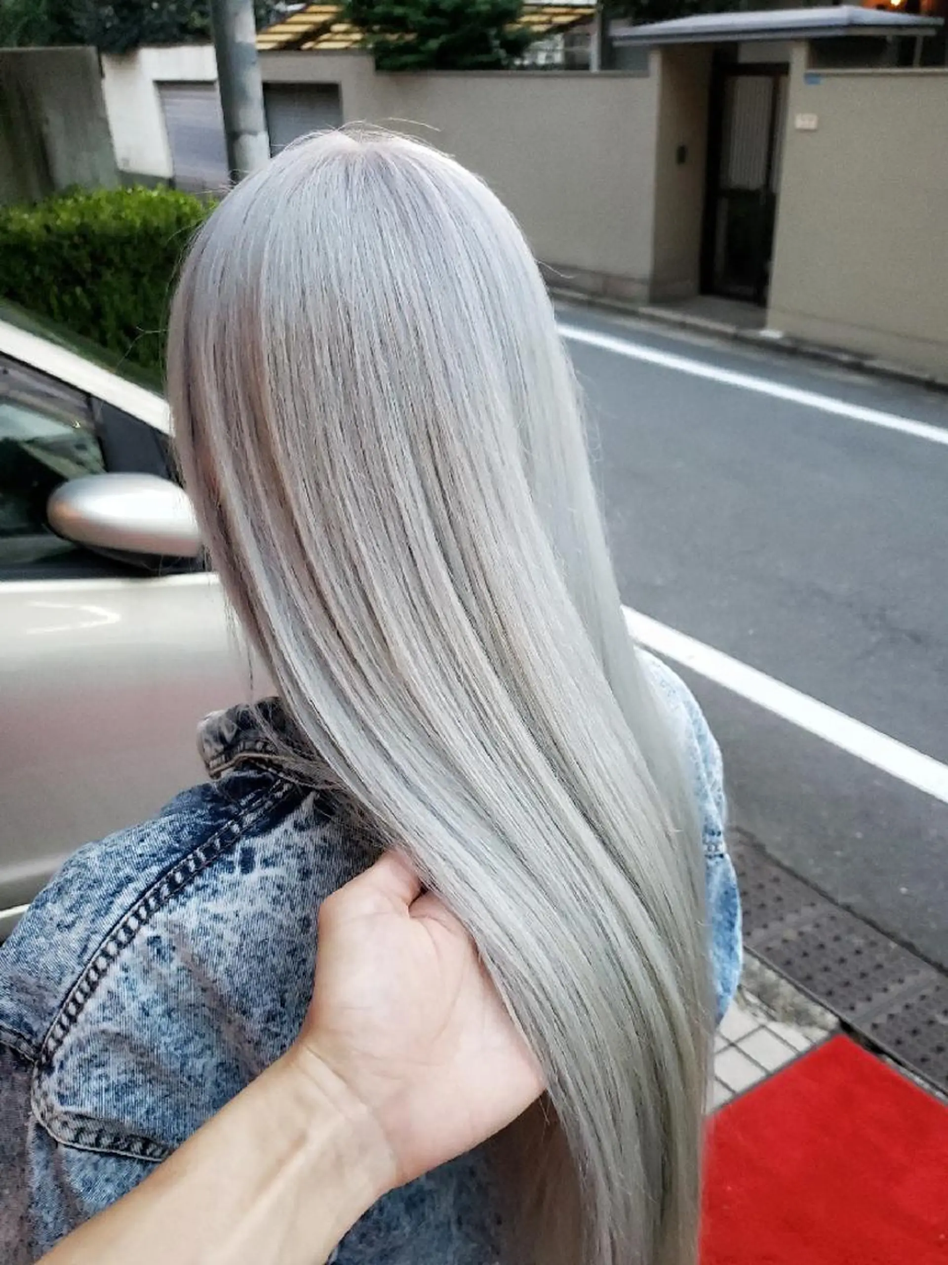 ロング カラー 艶髪✨ハイトーン ✨ホワイト✨北宗一郎のヘアスタイル