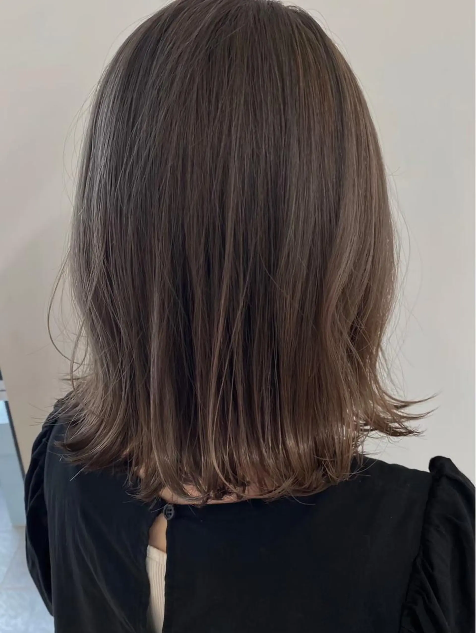 ミディアム カラー noa ☪︎のヘアスタイル