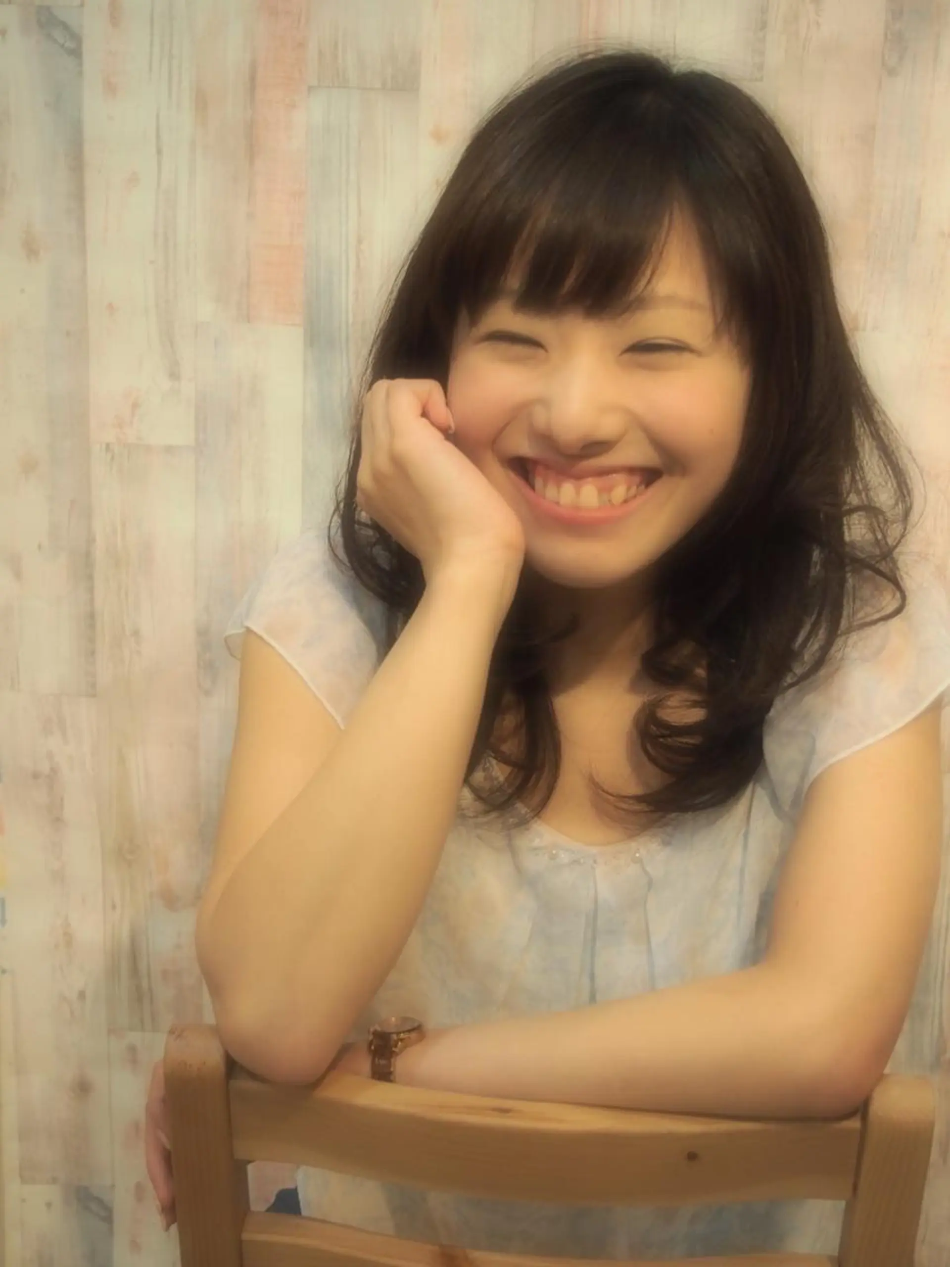 セミロング パーマ セミロングパーマ 伸ばしかけ レイヤーカット newi saLyu 片岡ふきのヘアスタイル