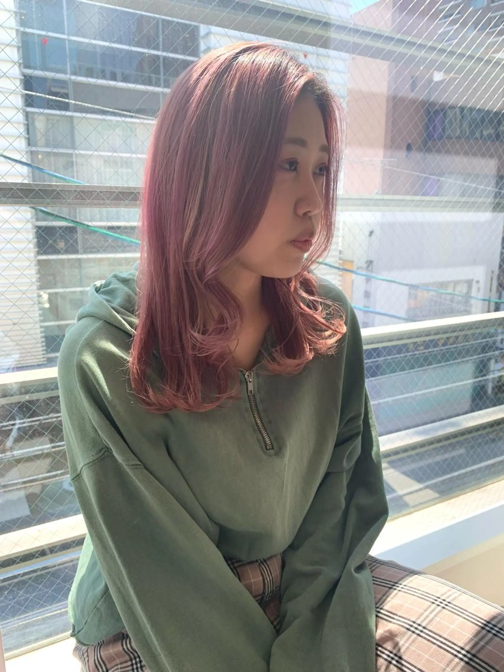 ミディアム カラー ベージュカラー ブリーチ ピンクカラー ピンクベージュ カット ヘアカラー トリートメント 園冬稀/メンズカット /メンズパーマのヘアスタイル