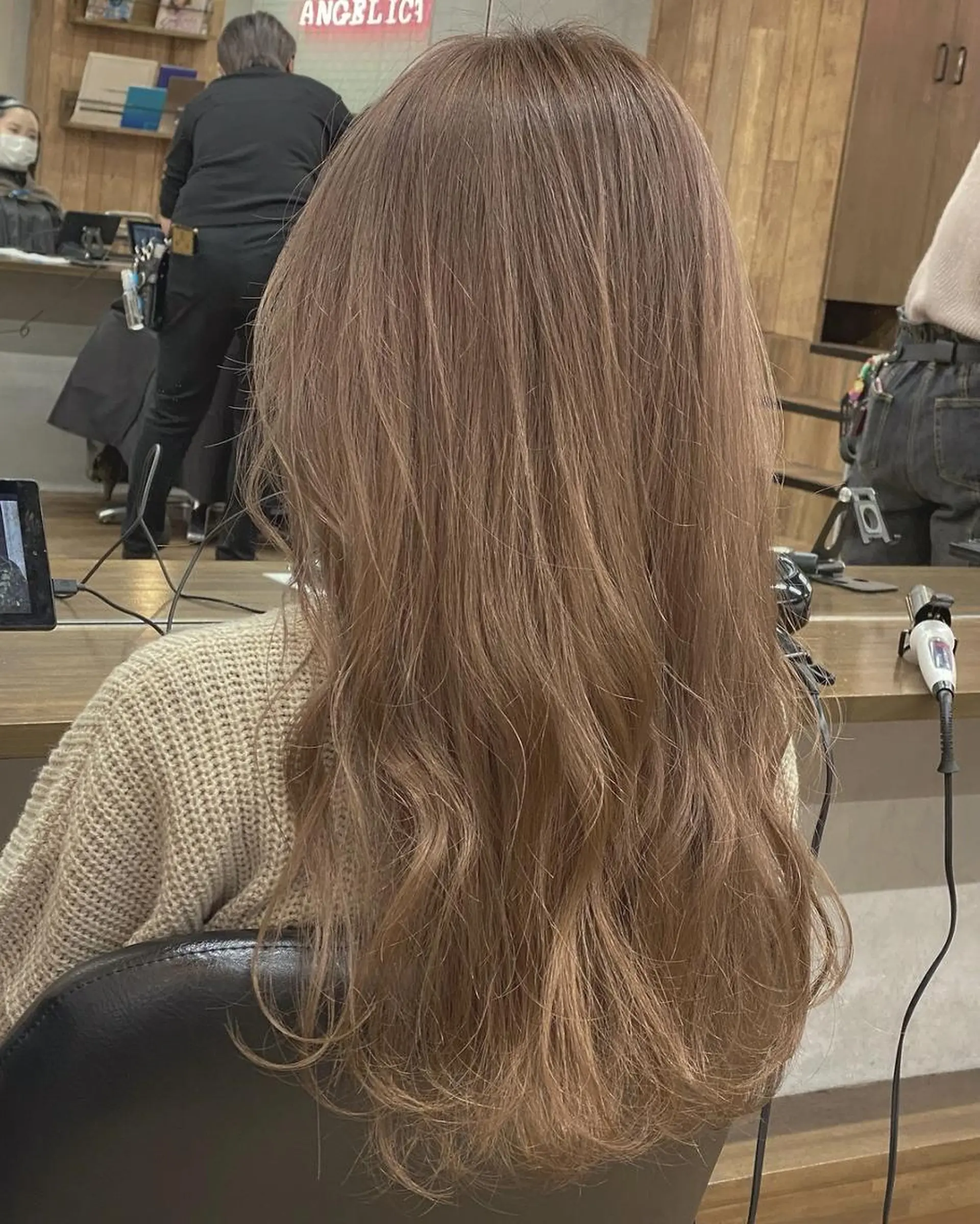 セミロング カラー ベージュカラー ミルクティーベージュ ANGELICA 天理店のヘアスタイル