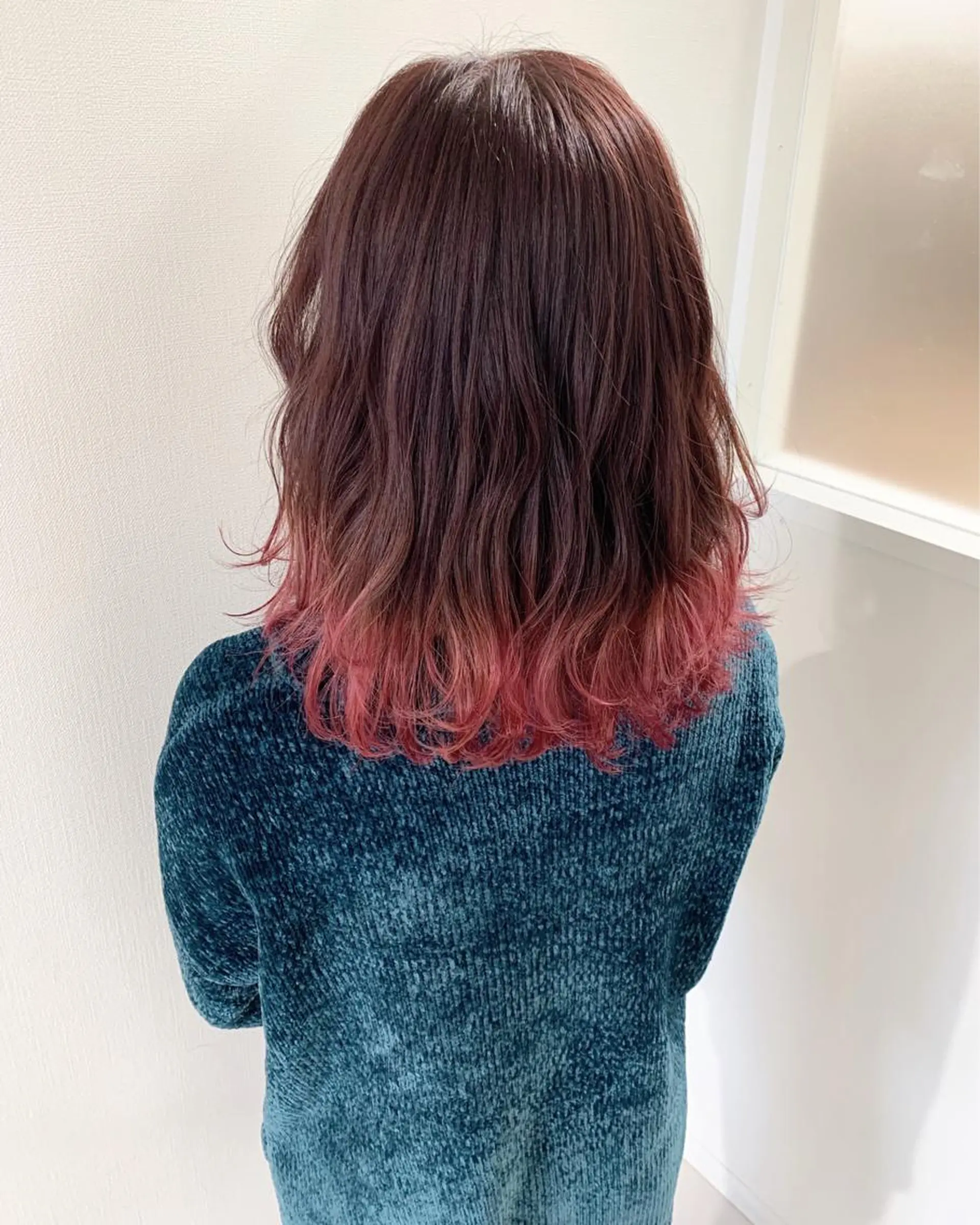 カラー グラデーションカラー ピンクカラー Lee 甲子園のヘアスタイル