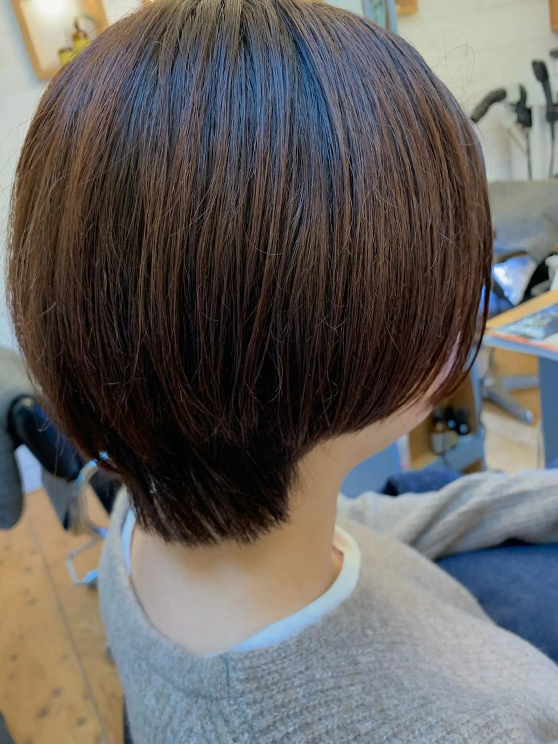 ショート カラー Lagom なかだのヘアスタイル