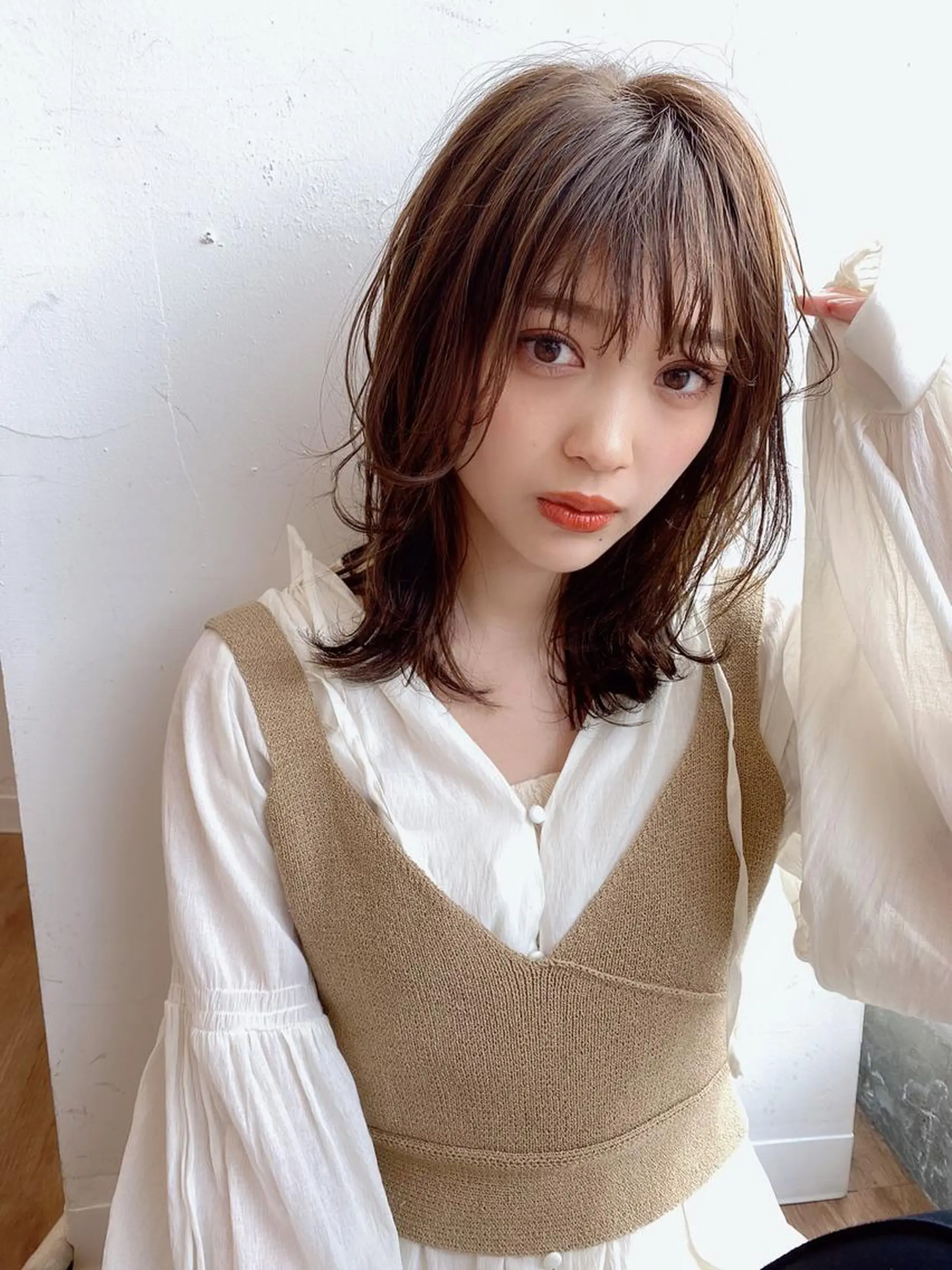 ミディアム くびれヘア 外ハネヘア 鎌倉 彩のヘアスタイル