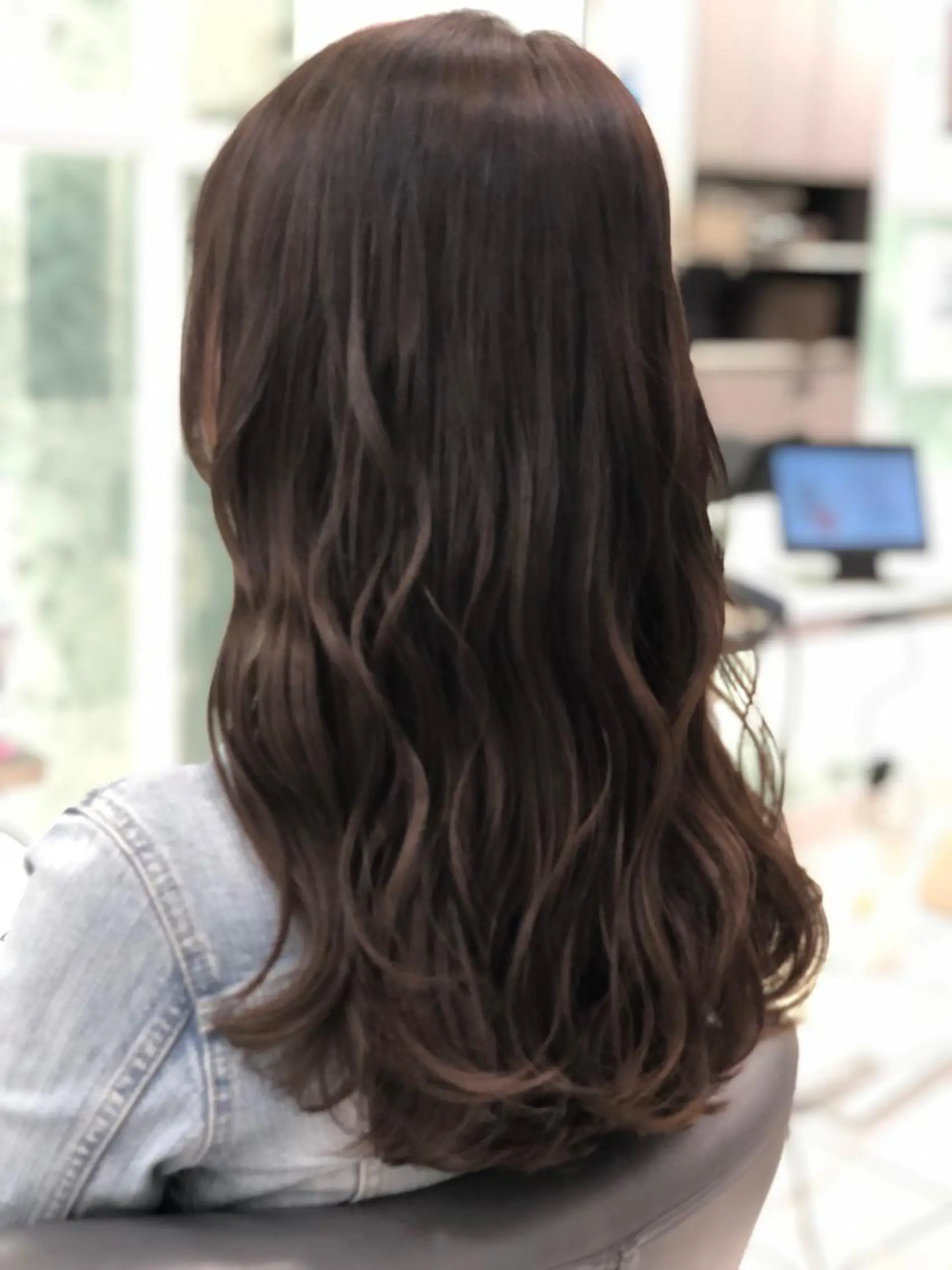 セミロング カラー ヘアカラー トリートメント 渡邉 ケイジのヘアスタイル