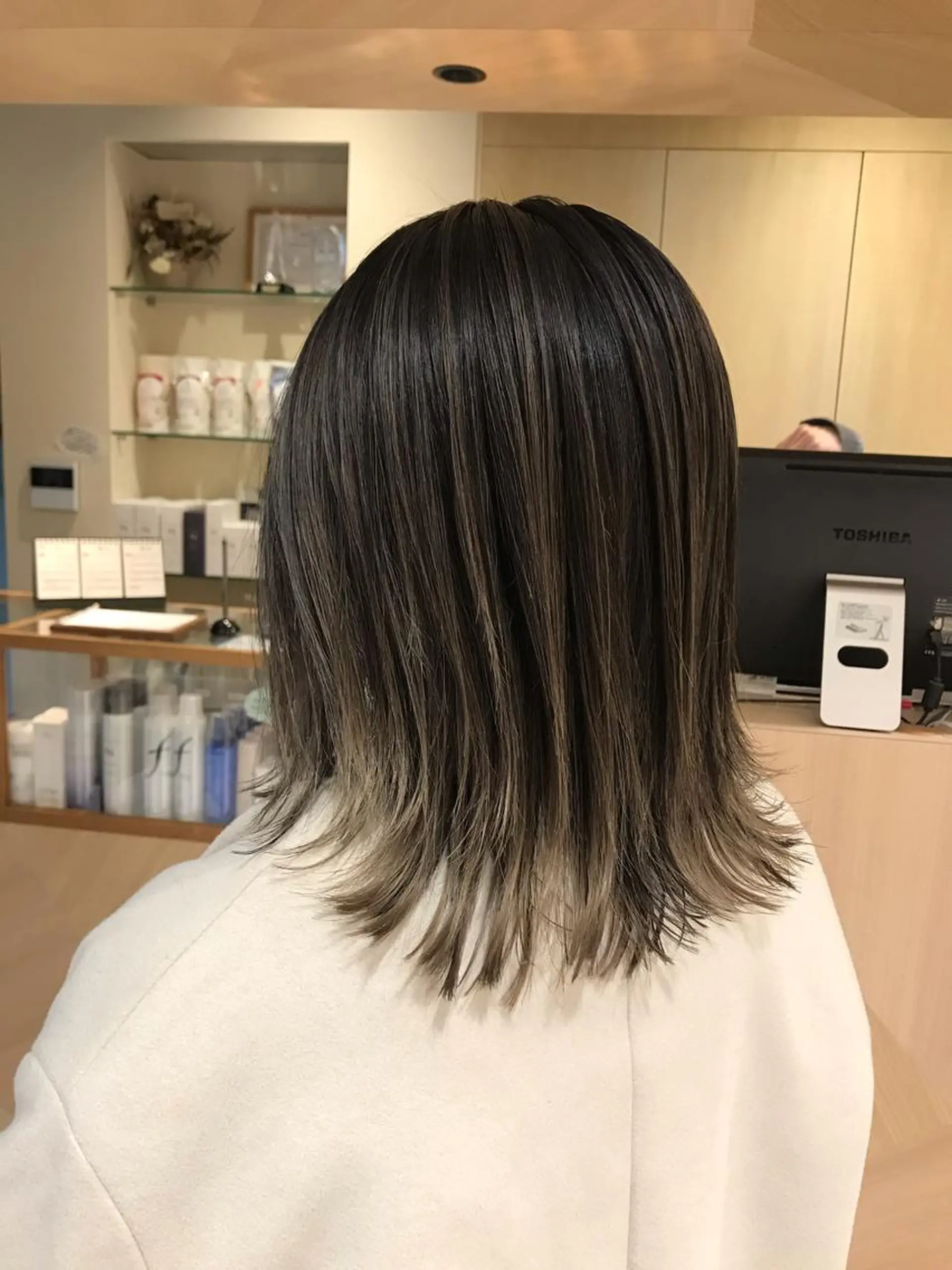 ミディアム カラー 三代 ゆりあのヘアスタイル