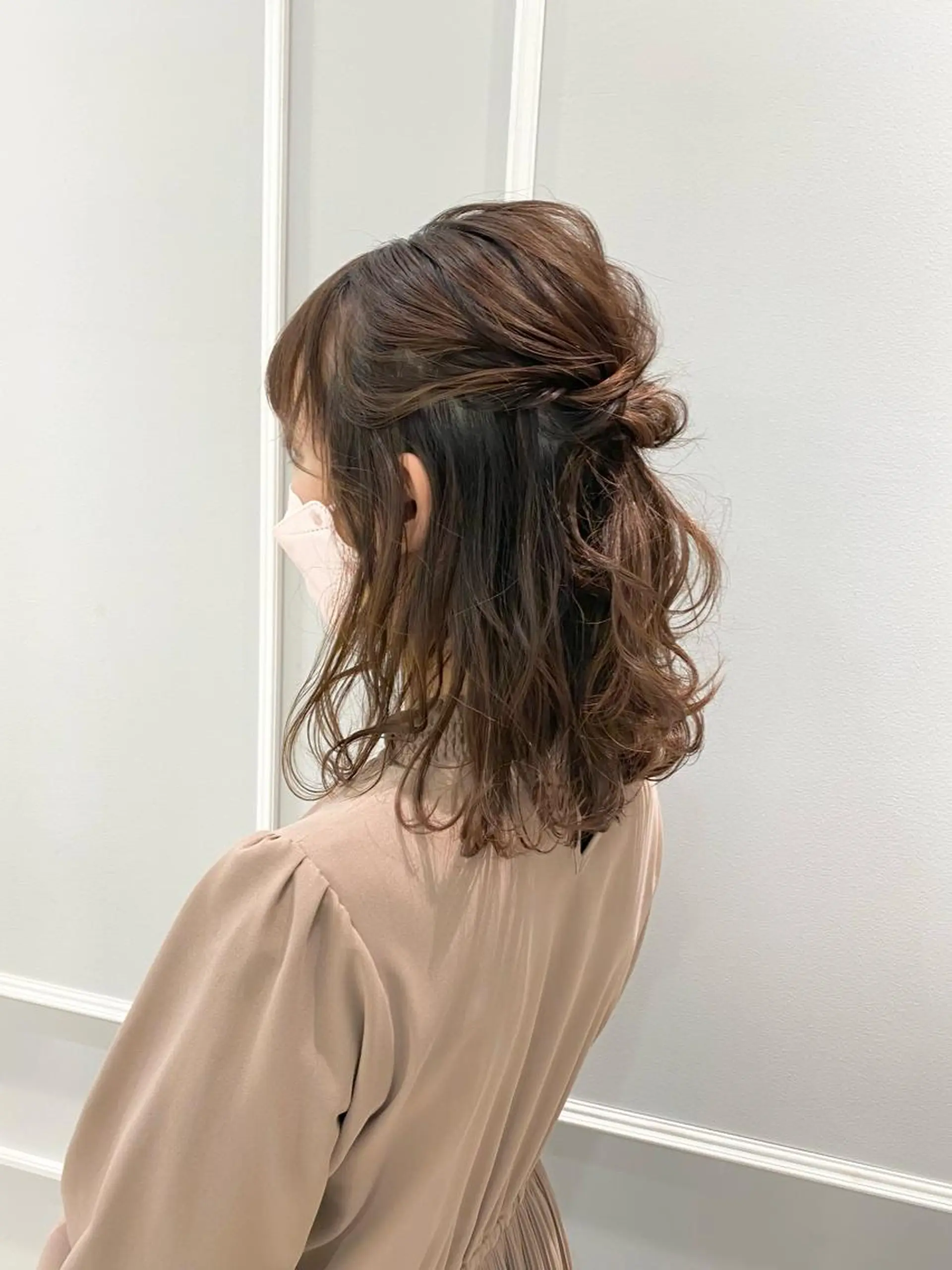 セミロング ヘアアレンジ 似合わせ艶髪カラー ❤️ハダユミのヘアスタイル