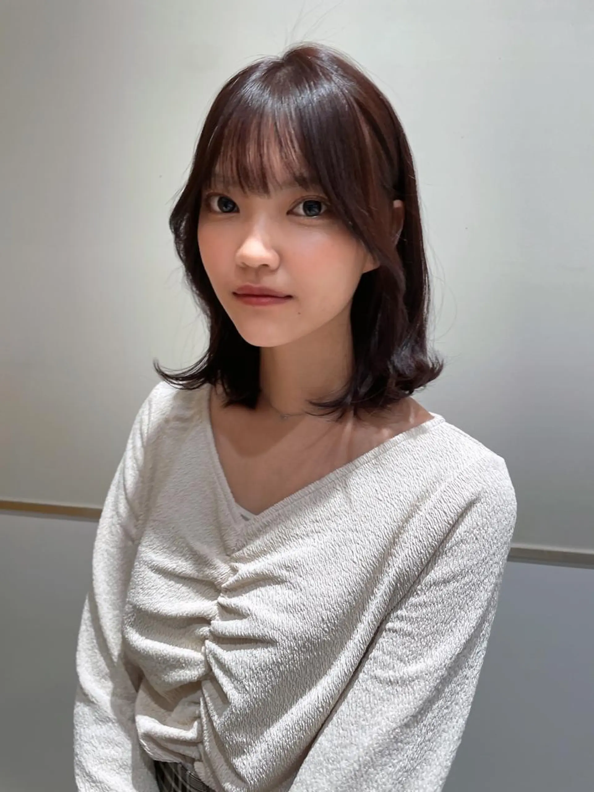 ミディアム カラー 🤎小顔レイヤー /ベージュ🤎友香のヘアスタイル