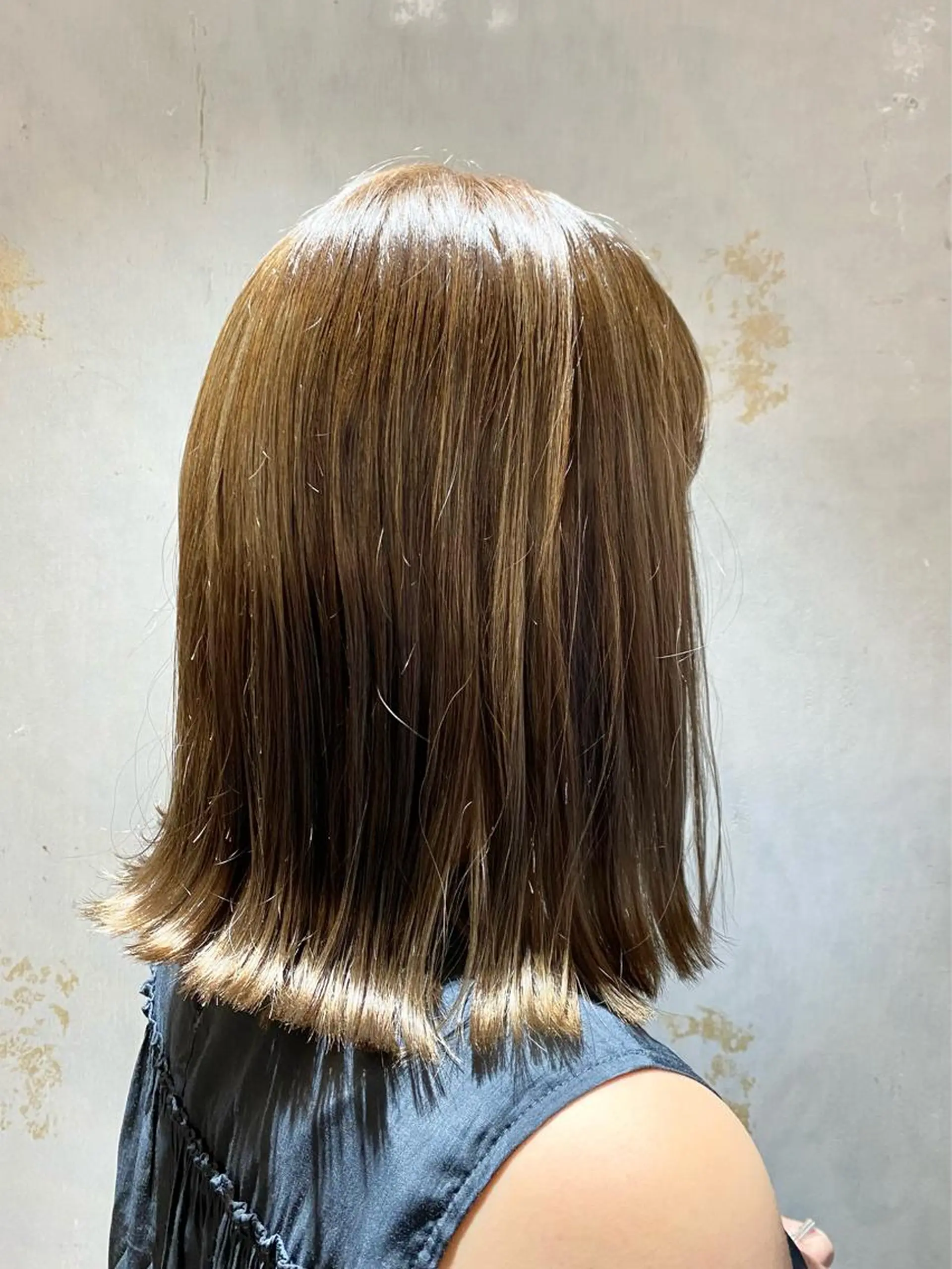 ミディアム カット ヘアカラー トリートメント KEN KENのヘアスタイル