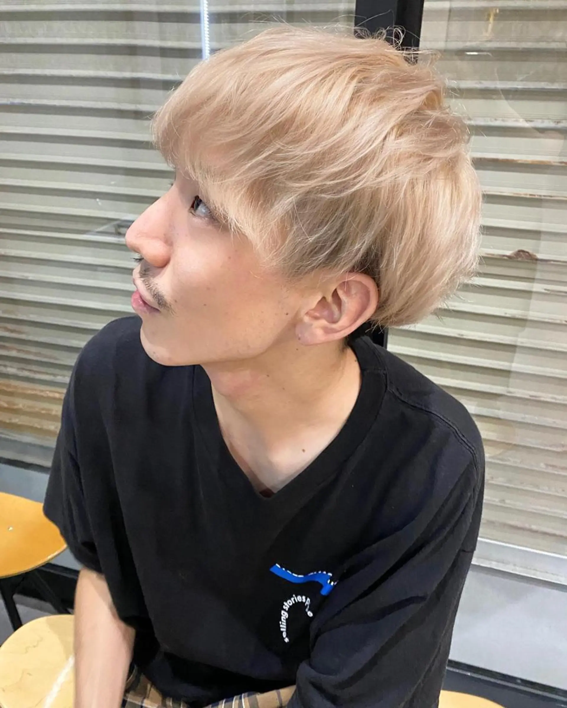 ミディアム mood alissaのヘアスタイル