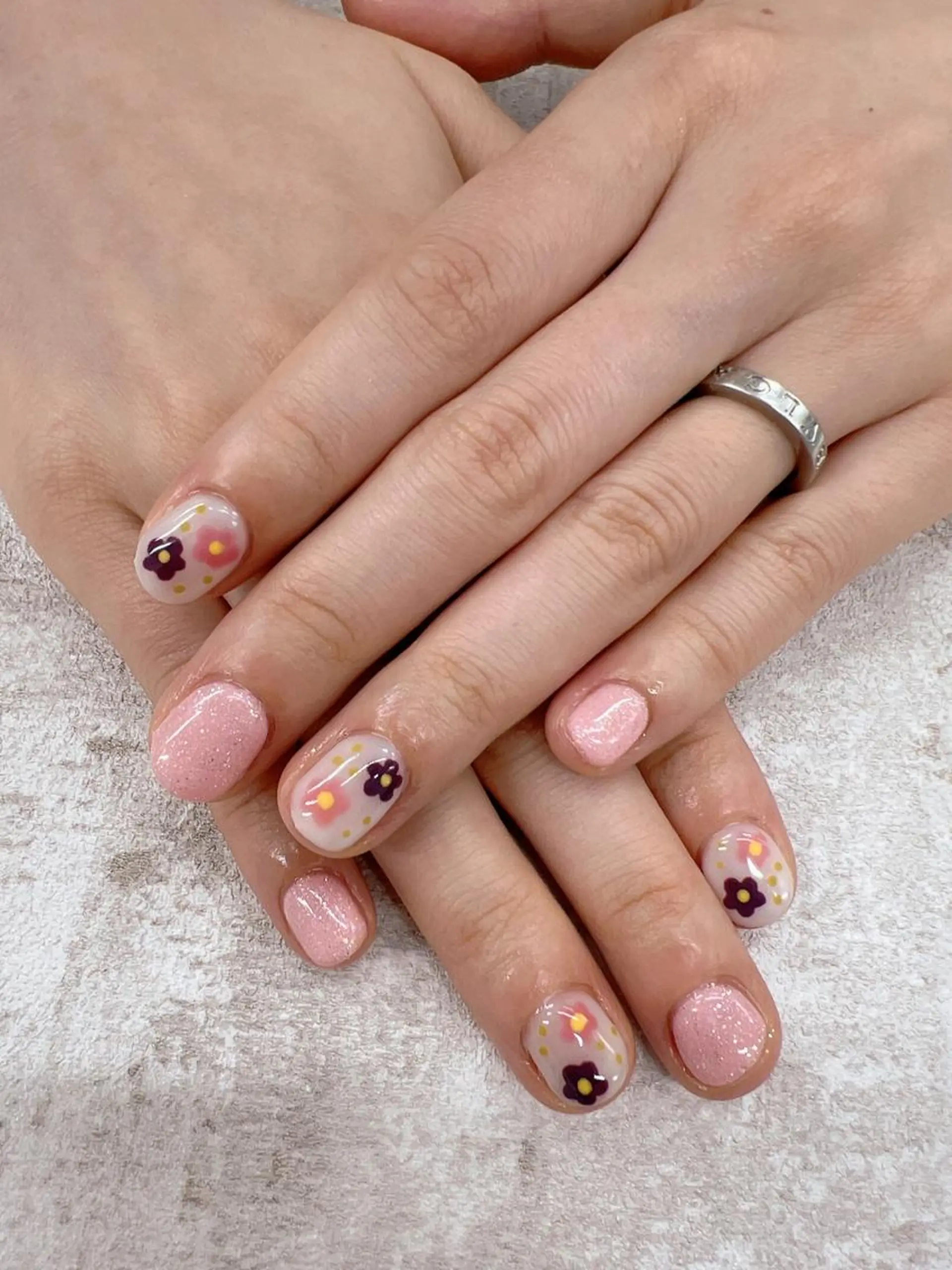 ネイル シンプルネイル Romine アイラッシュ&ネイルのマツエク・マツパデザイン