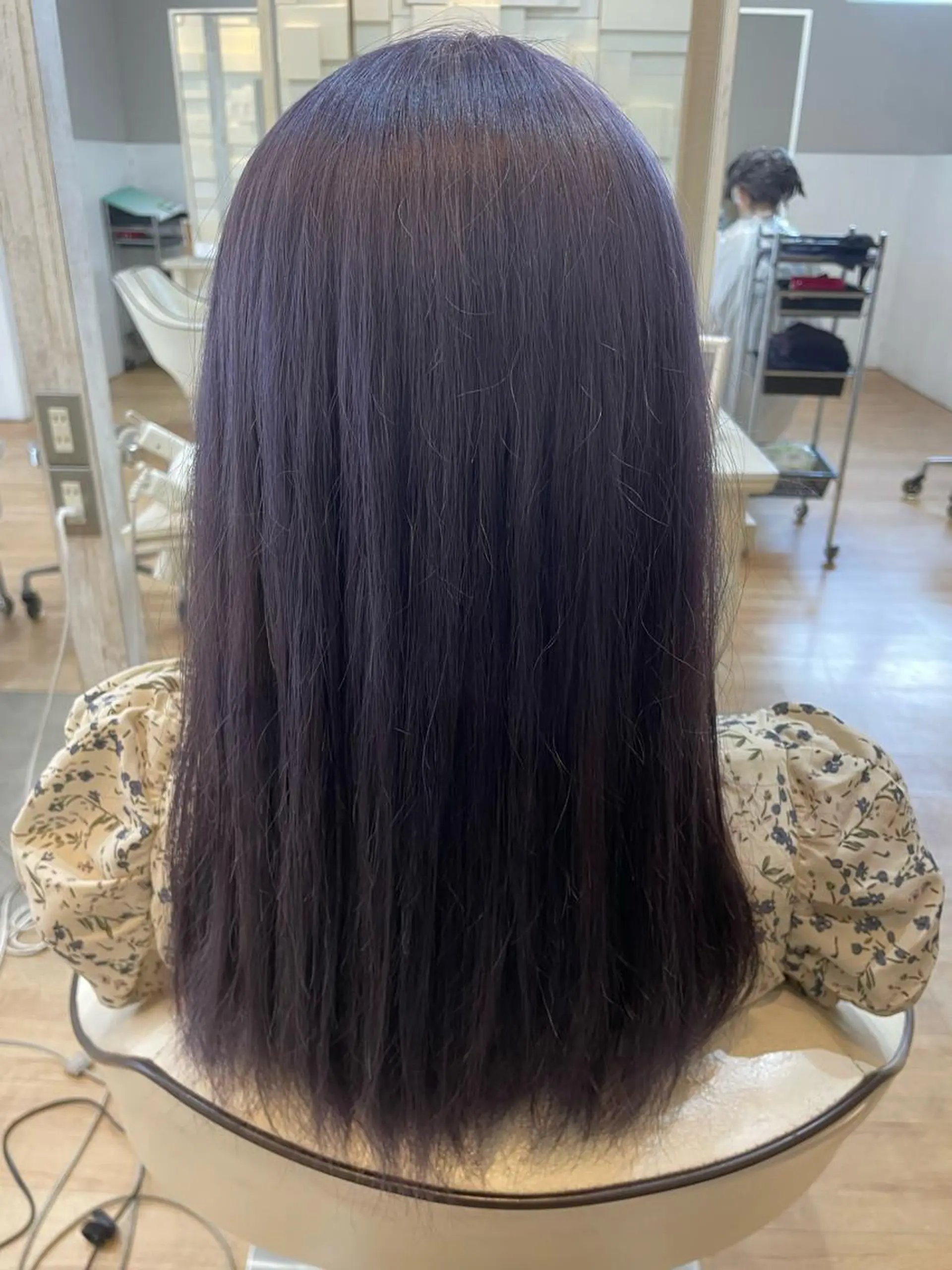 ロング カラー 透明感カラー ラベンダーカラー 中司 優樹のヘアスタイル