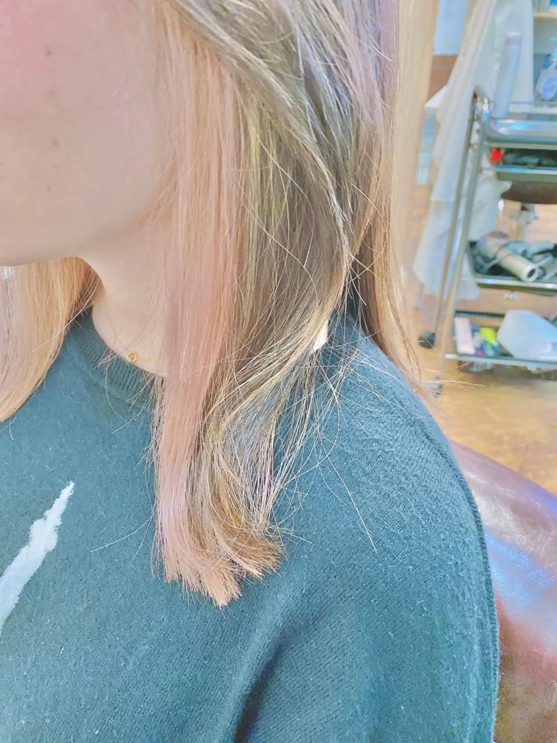 セミロング カラー ヘアアレンジ Rely 美空のヘアスタイル