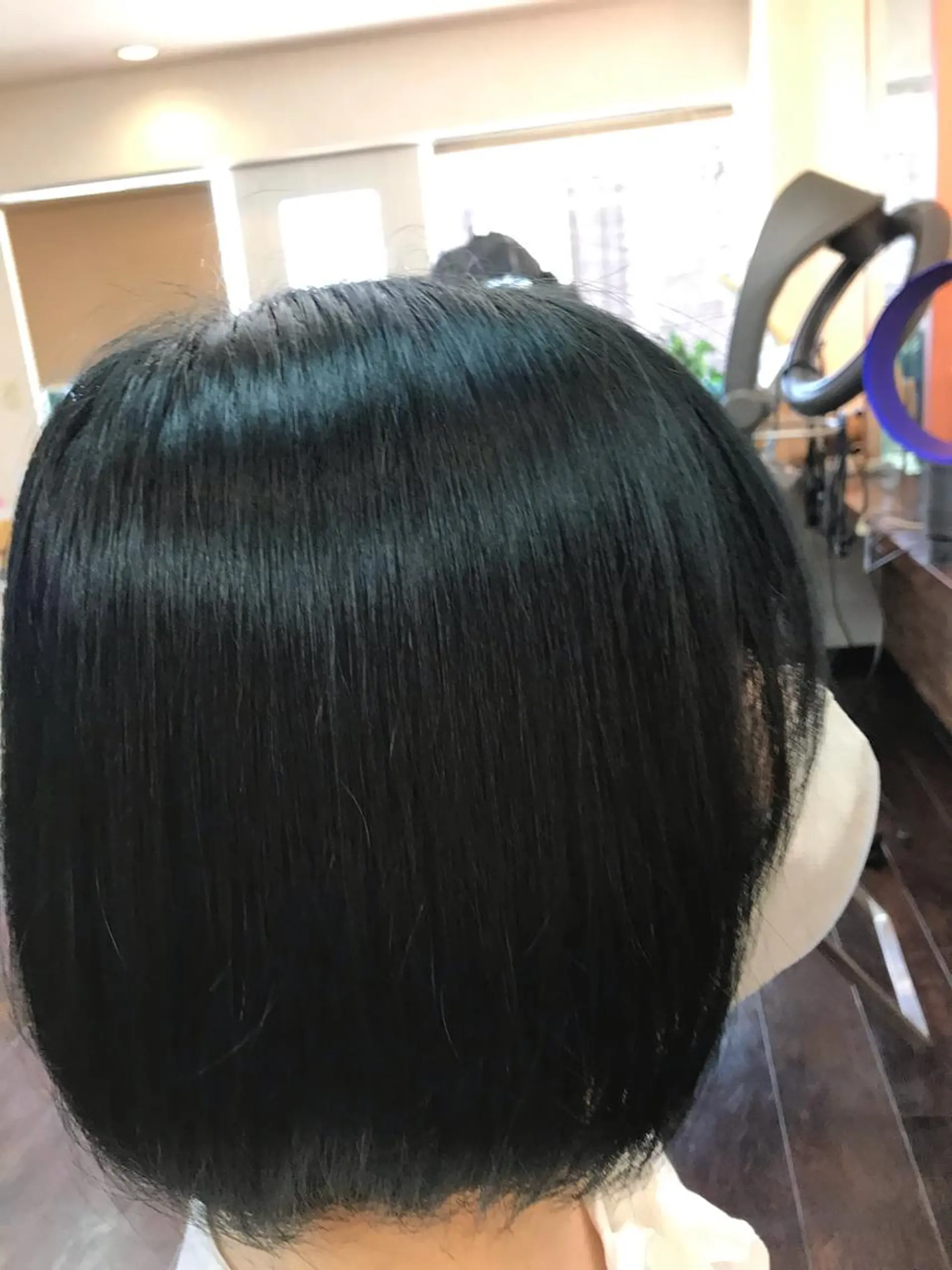 ショート カラー パーマ 桧山 真のヘアスタイル