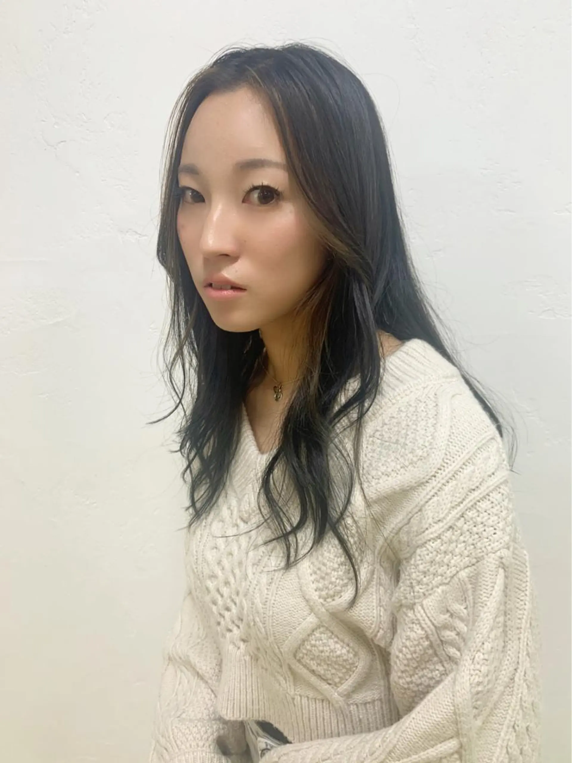 ロング ミストバング 工藤 萌香のヘアスタイル