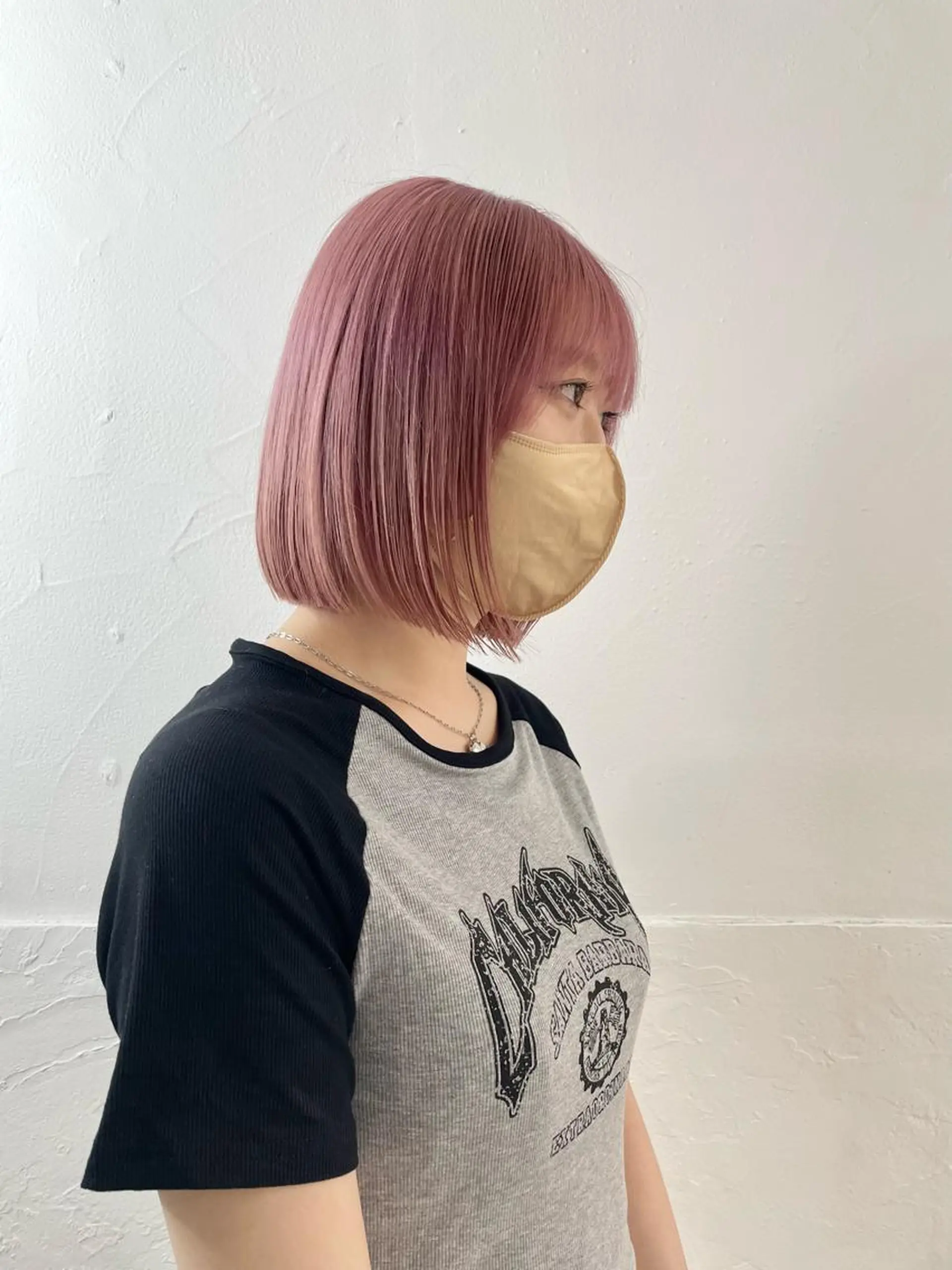 ショート カラー ベージュカラー ピンクカラー ピンクベージュ ヘアカラー トリートメント ヘアセット ハイトーン×レイヤー ／遠藤将太のヘアスタイル