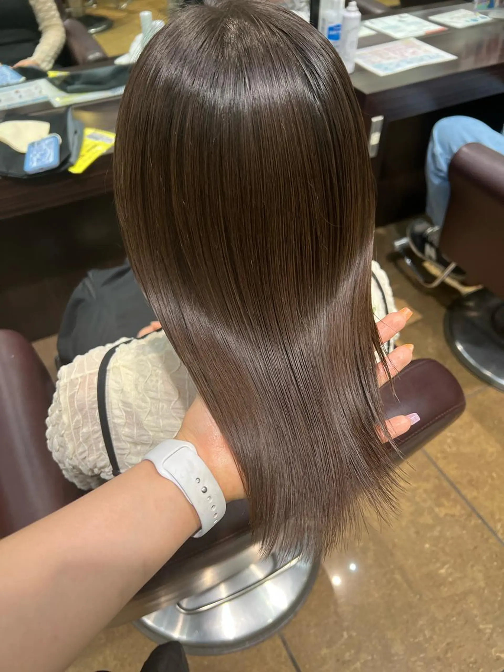 セミロング 個性派／中韓ネイル SAKURAのネイルデザイン