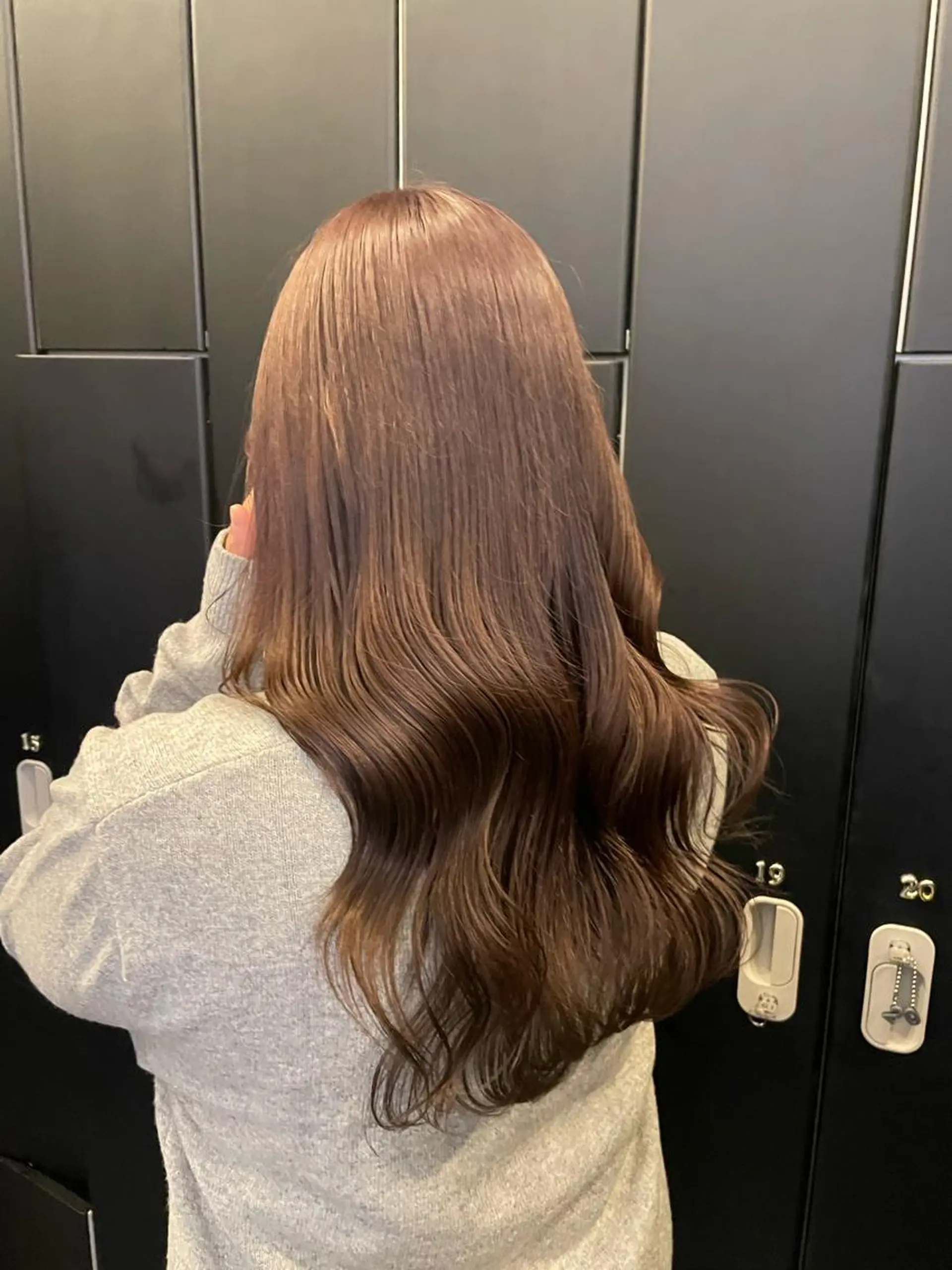 セミロング ヘアカラー トリートメント 🦄垢抜けボブ特化× 暖色カラー未来🦄のヘアスタイル