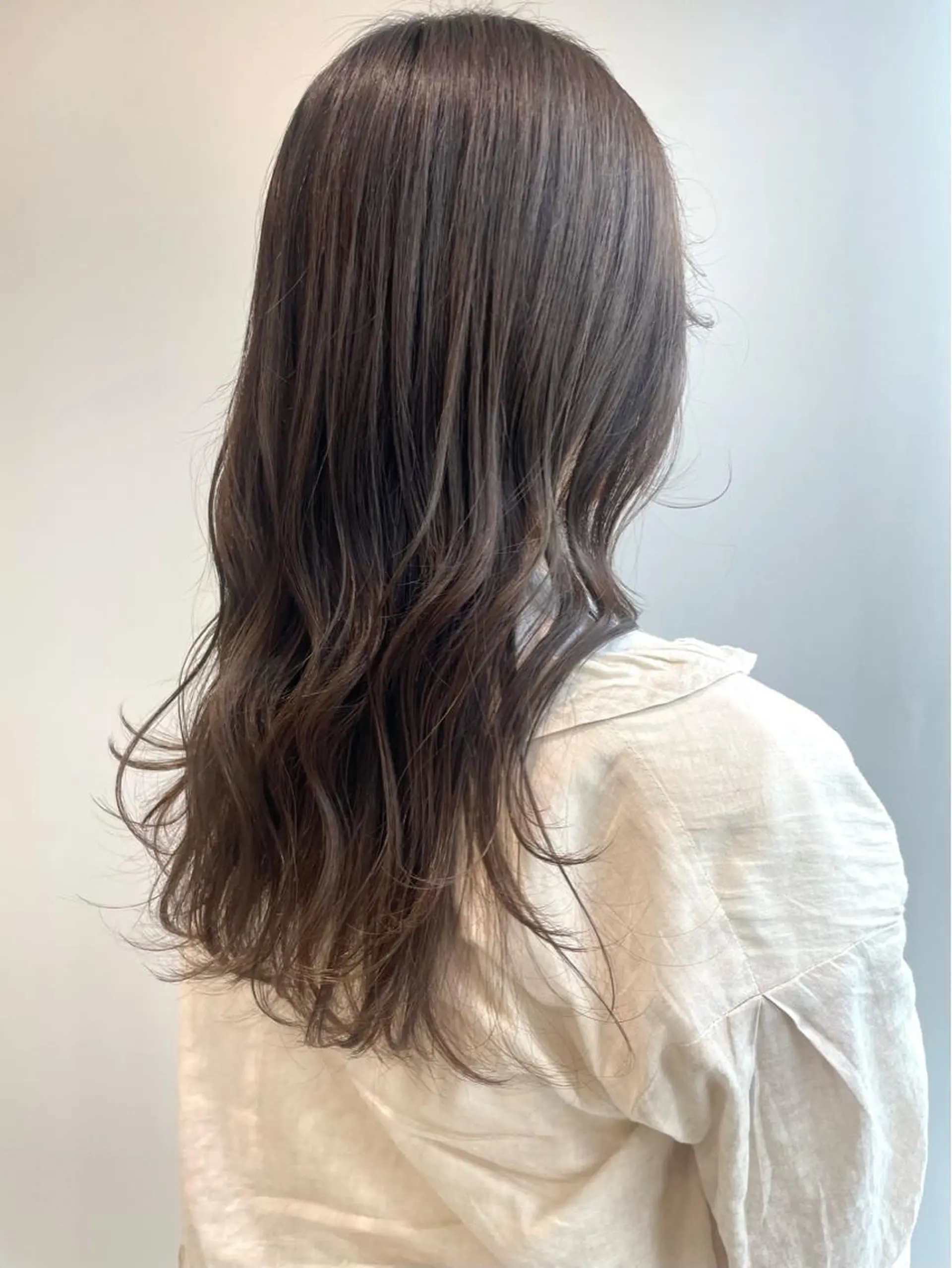 ロング カラー カット ヘアカラー トリートメント 山口 莉奈のヘアスタイル