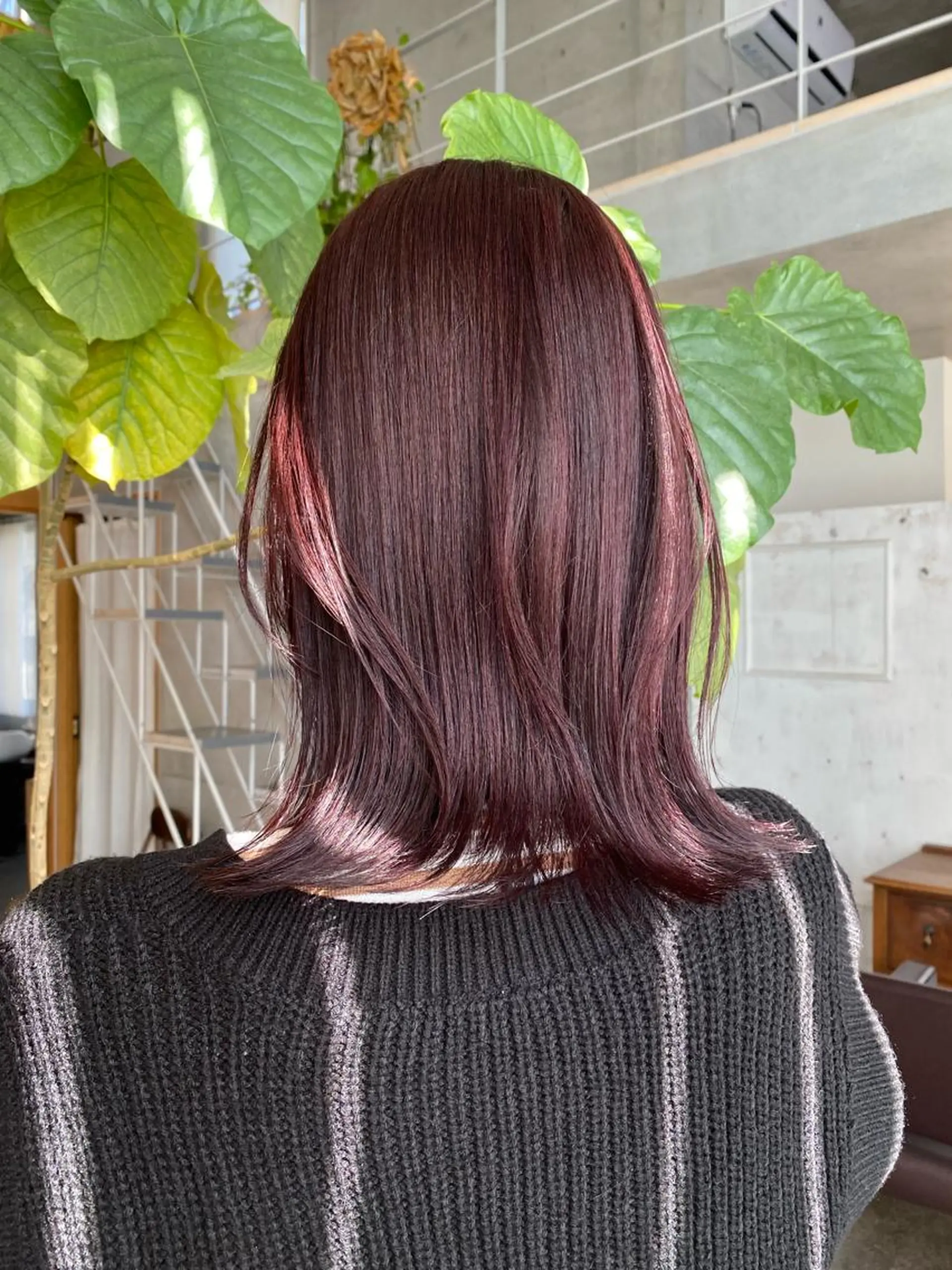 ミディアム カラー パーマ ヘアアレンジ メンズ キッズ ネイル マツエク・マツパ モリモト サナのヘアスタイル